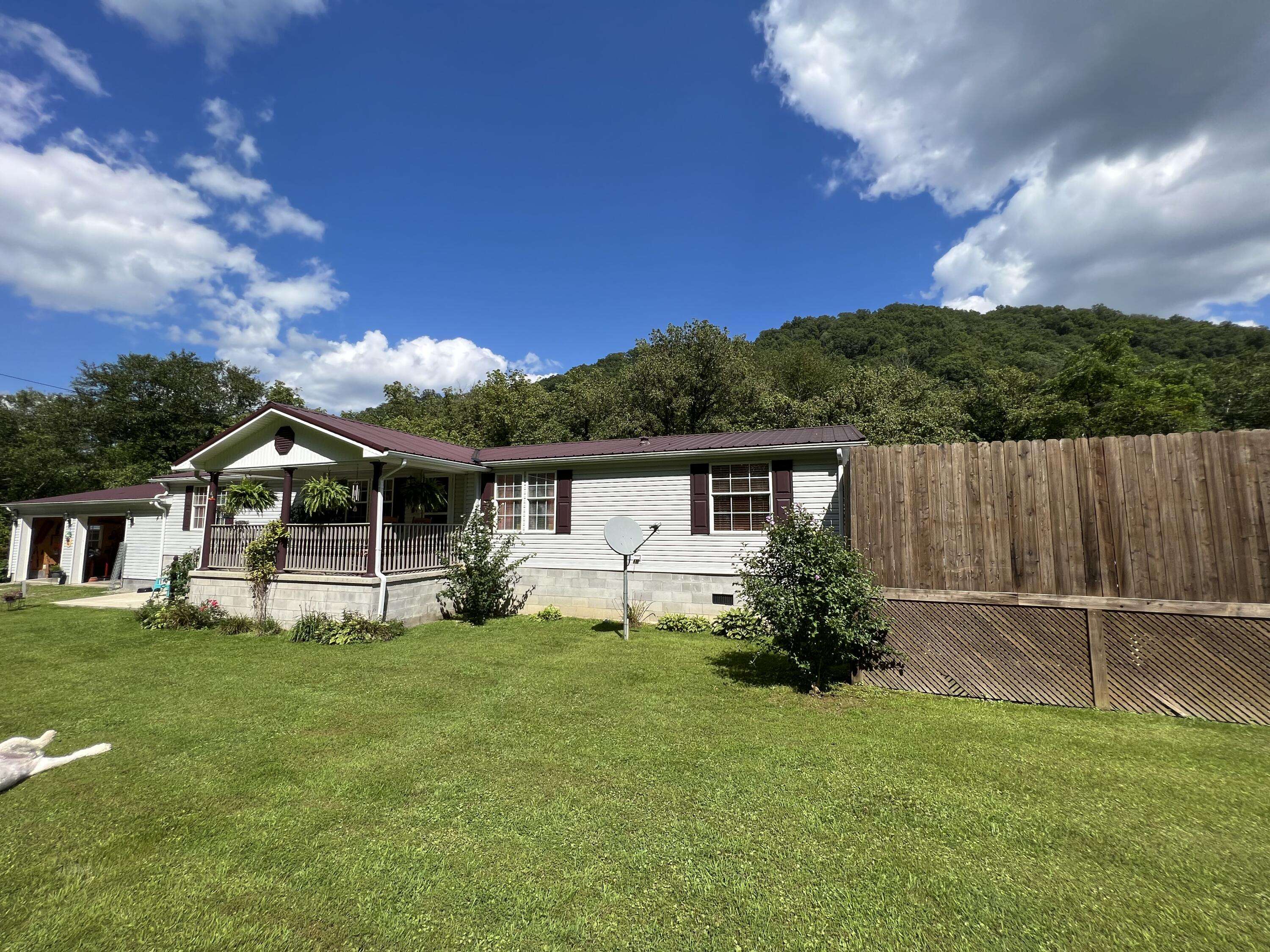 Prestonsburg, KY 41653,803 State Highway 404