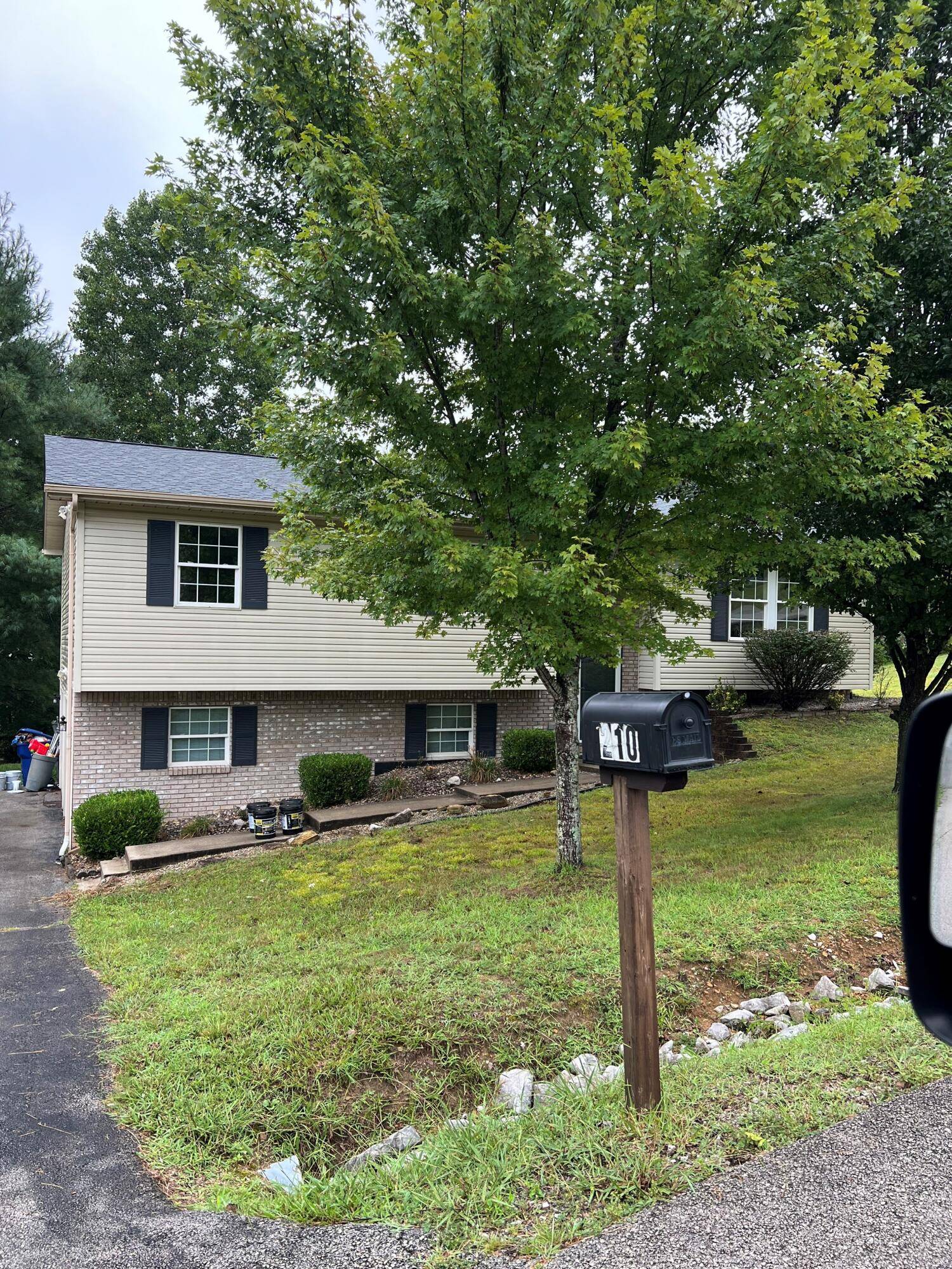 Corbin, KY 40701,210 Blossom Ridge Drive