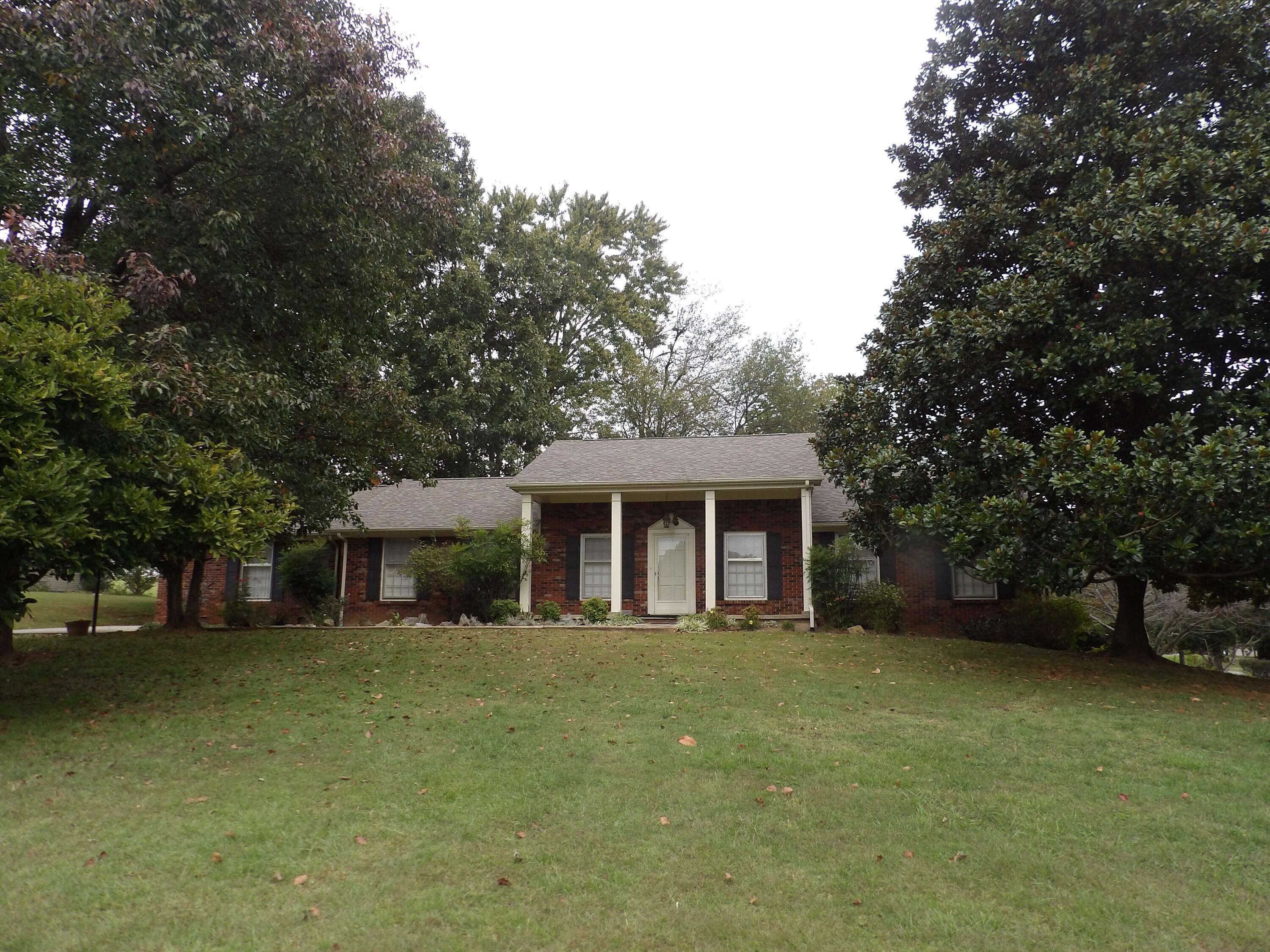 Monticello, KY 42633,140 Damron Drive