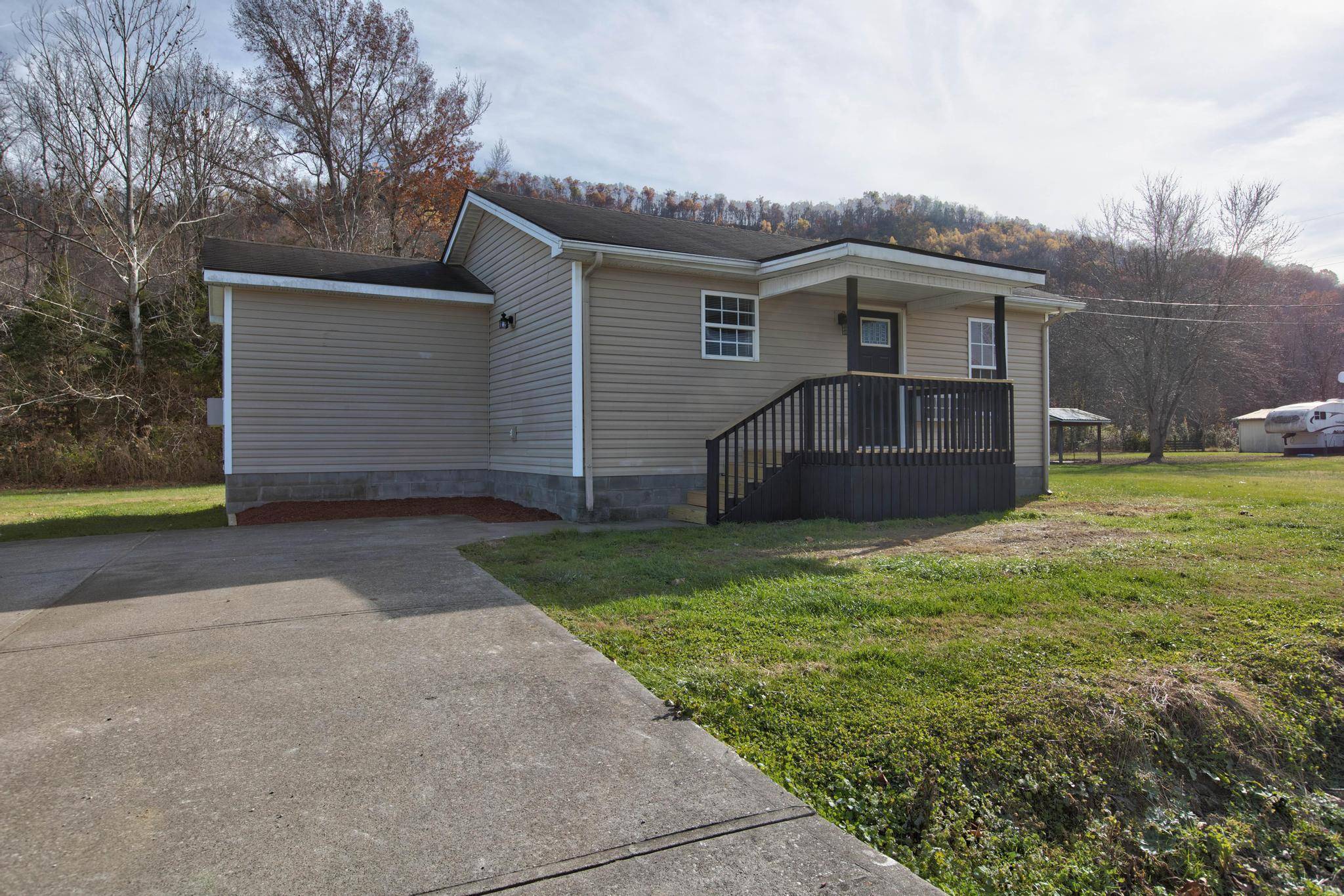 Clay City, KY 40312,95 Nolan Circle