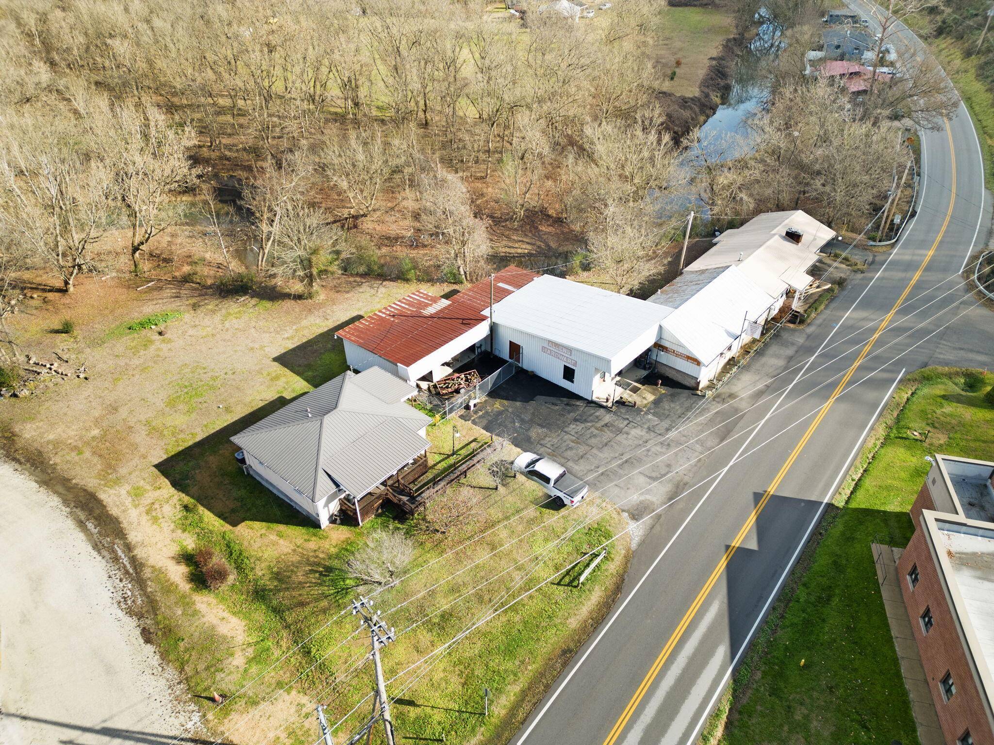 Mcdowell, KY 41647,9835/9843 Ky-122