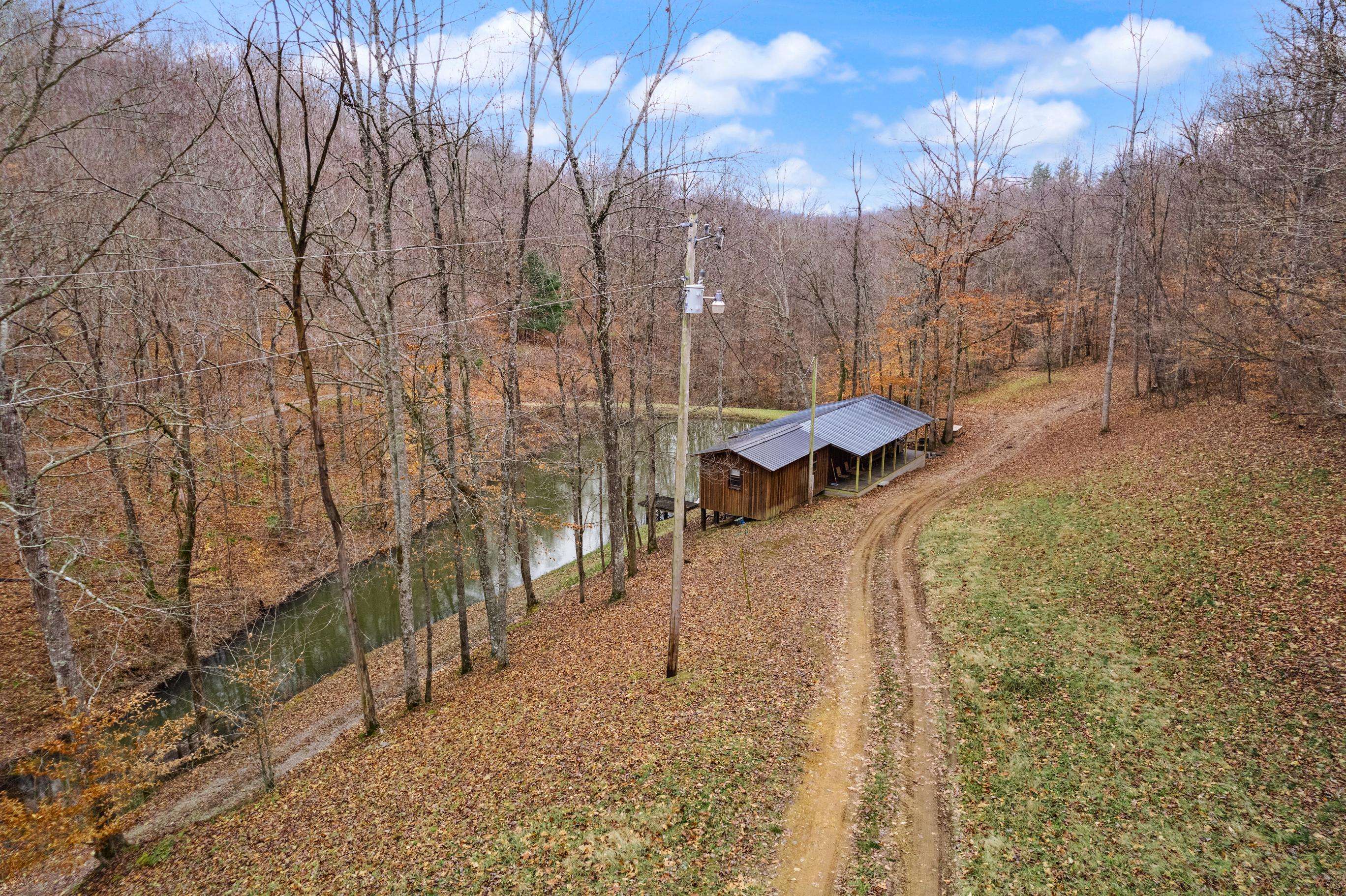 Pine Knot, KY 42635,14 Clear Creek Road