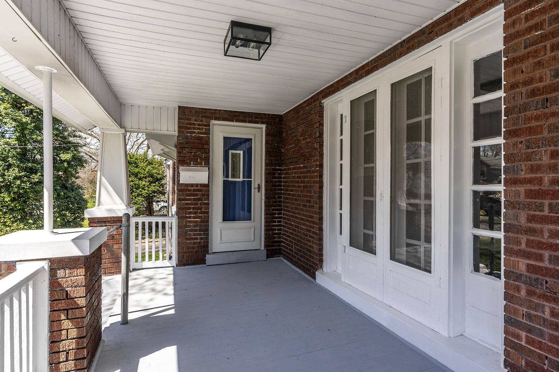 Lexington, KY 40503,135 Goodrich Avenue