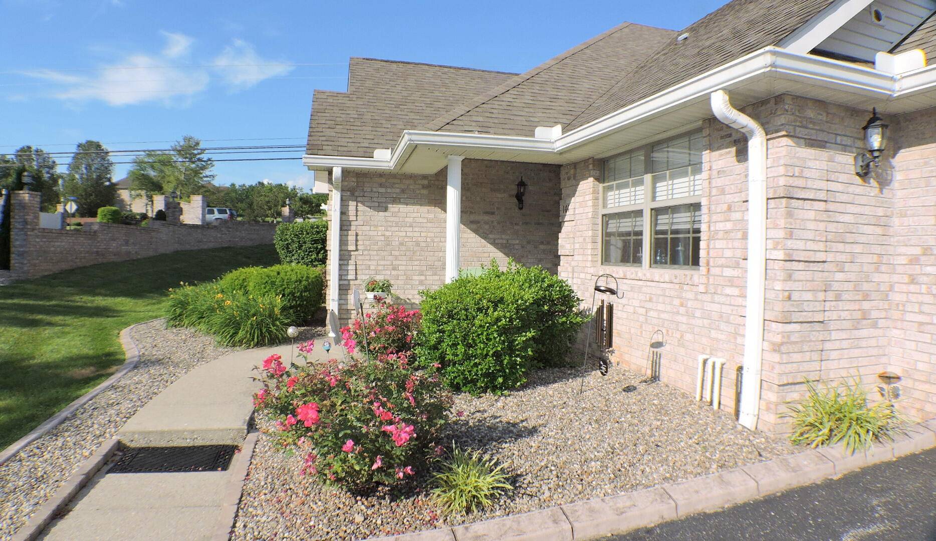 Morehead, KY 40351,101 Village Drive