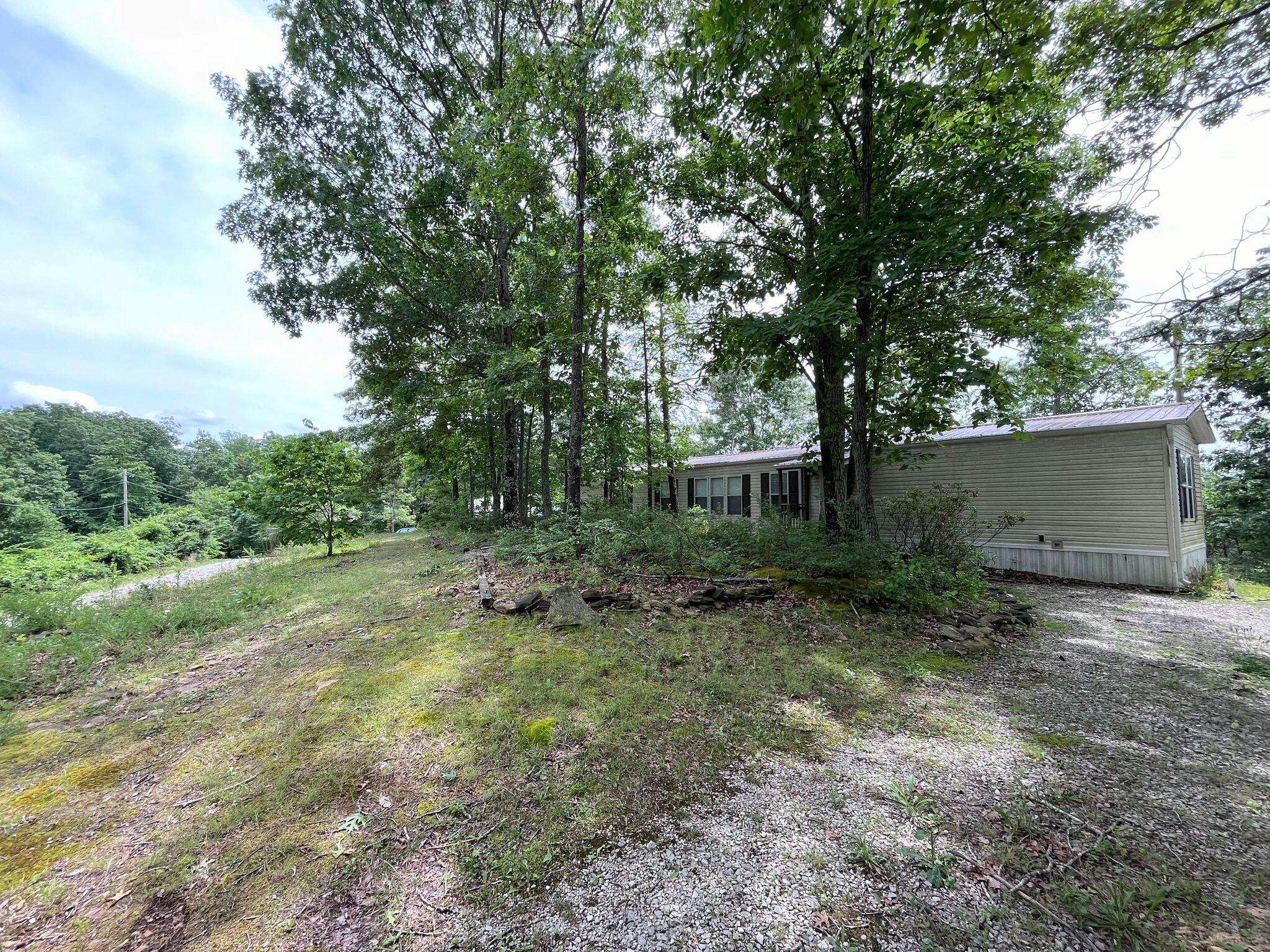 Berea, KY 40403,72 Teresa Lane