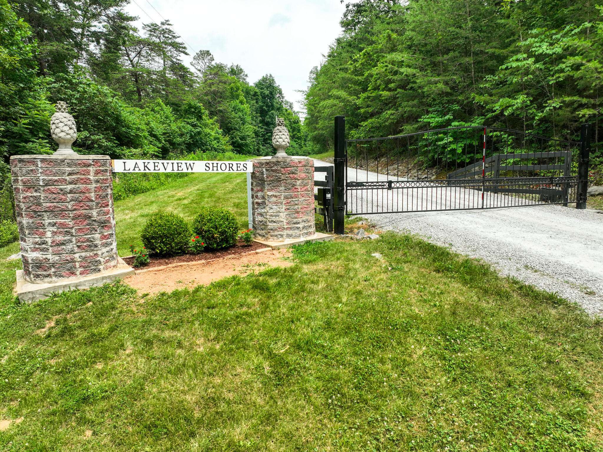 Burnside, KY 42519,14 Buck Tail Drive