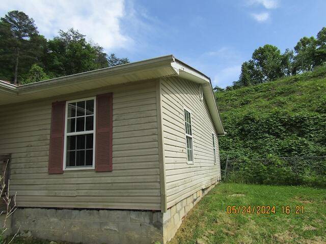 Gray, KY 40734,182 Conway Lane