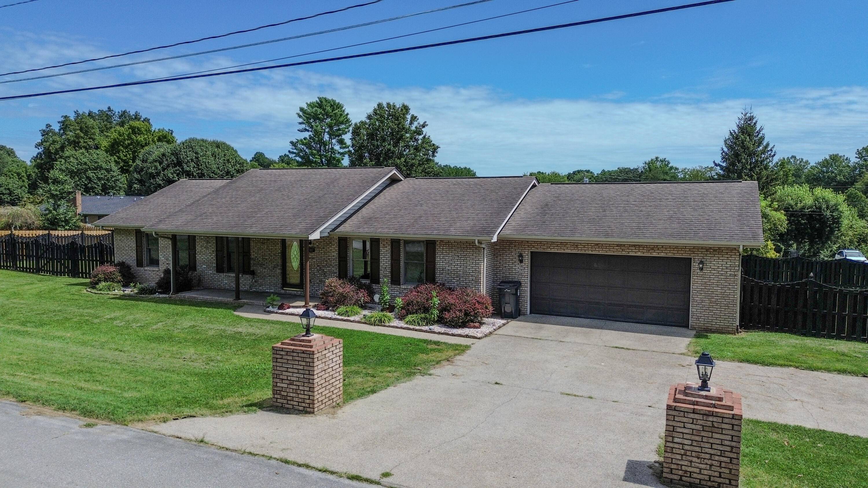 Corbin, KY 40701,1307 Roosevelt Street