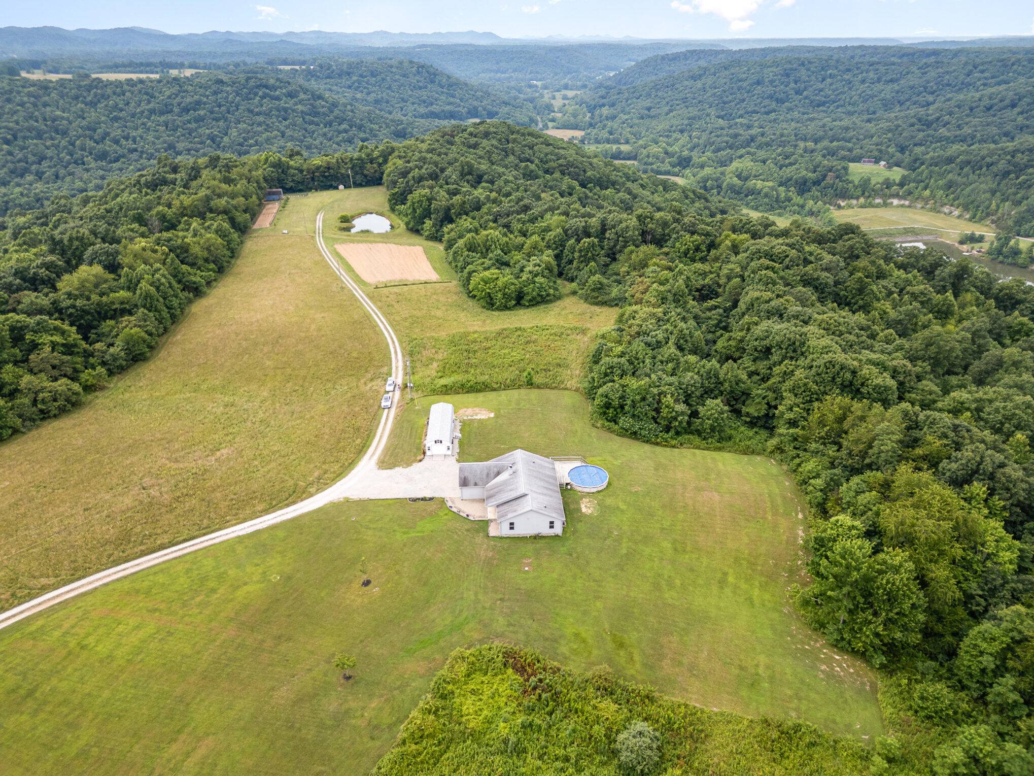 Wallingford, KY 41093,3694 Hester Ridge Road