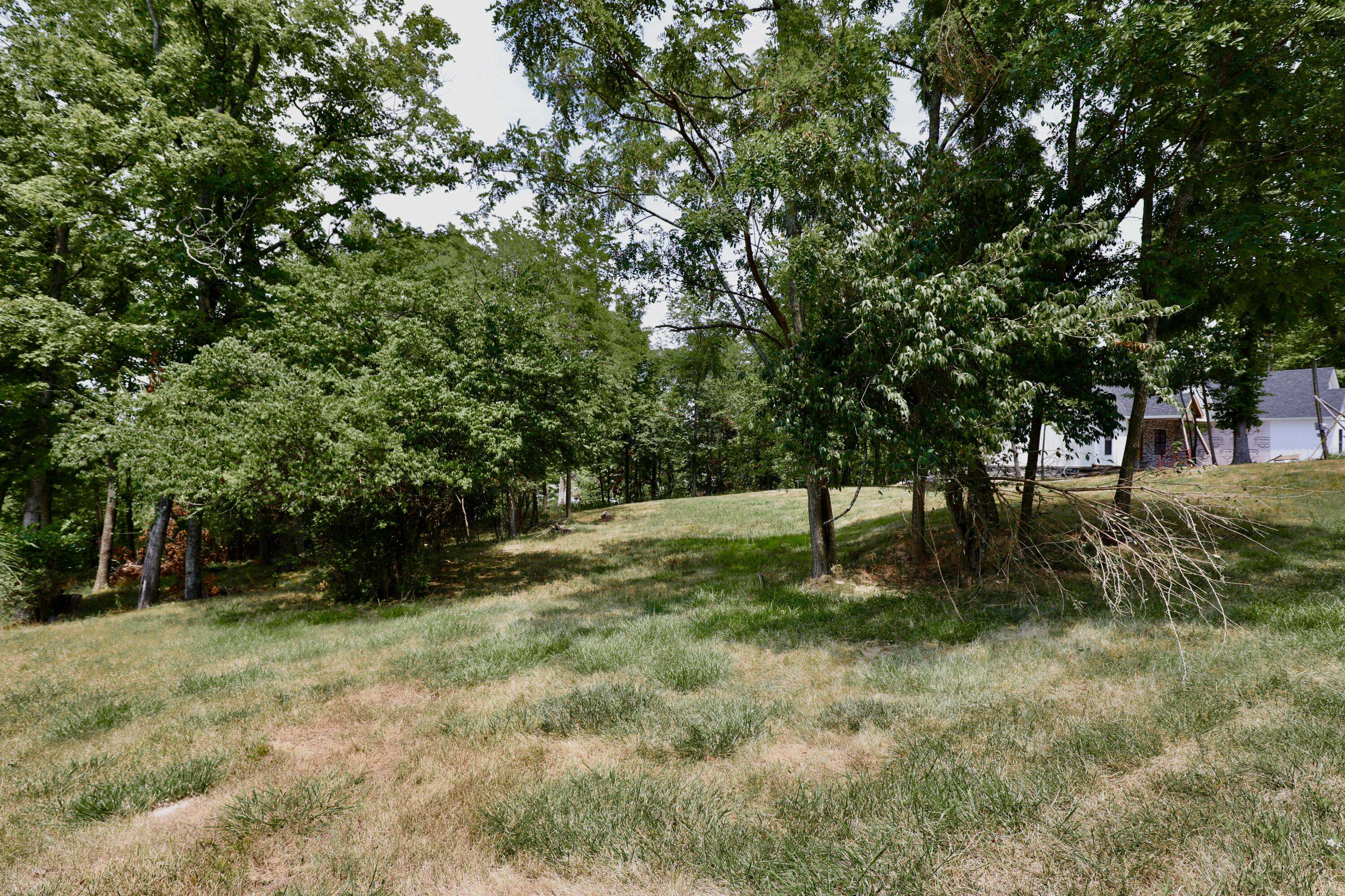 Lancaster, KY 40444,884 Hunter Drive