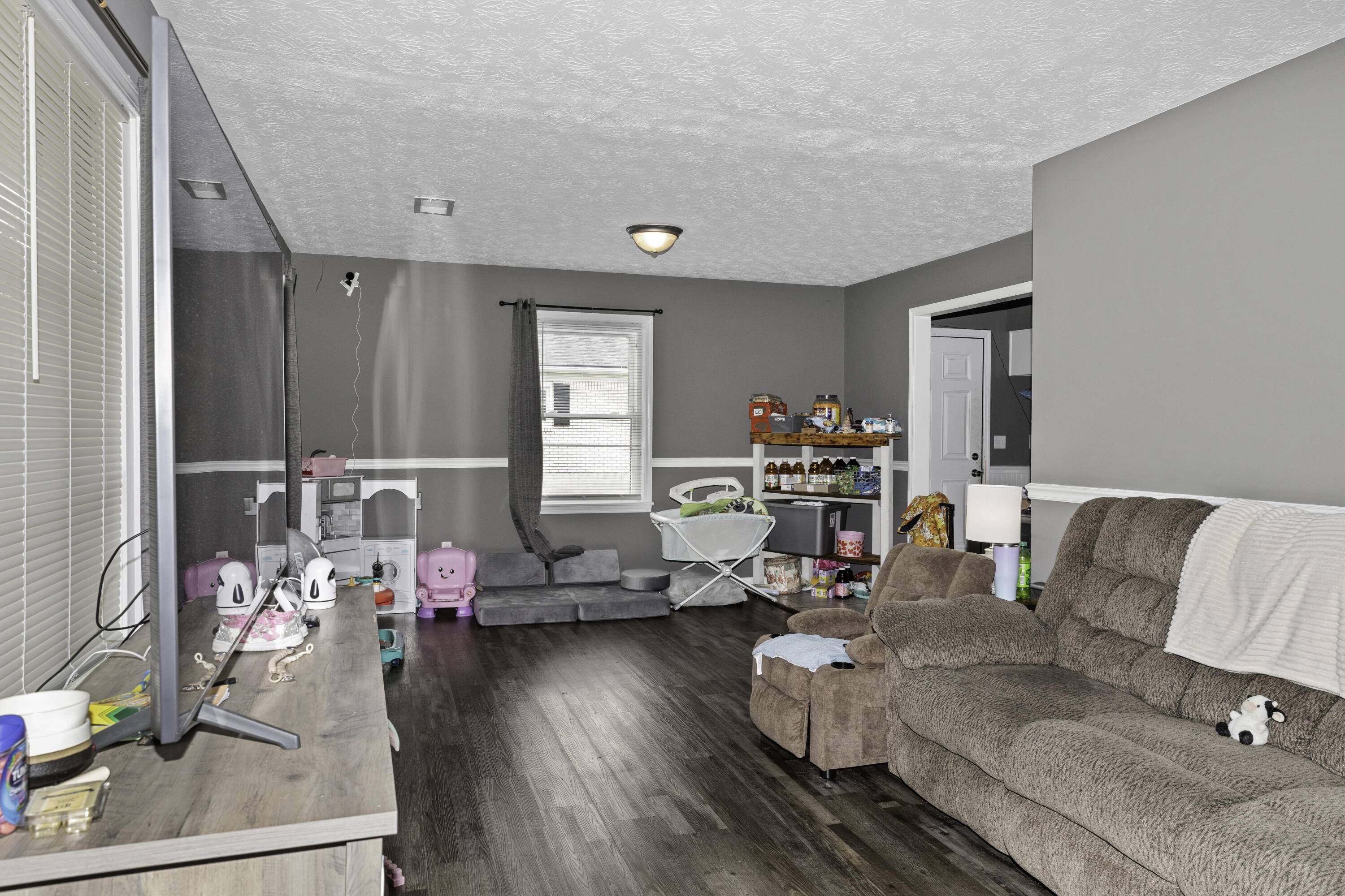 Stanford, KY 40484,140 halls gap estates Road