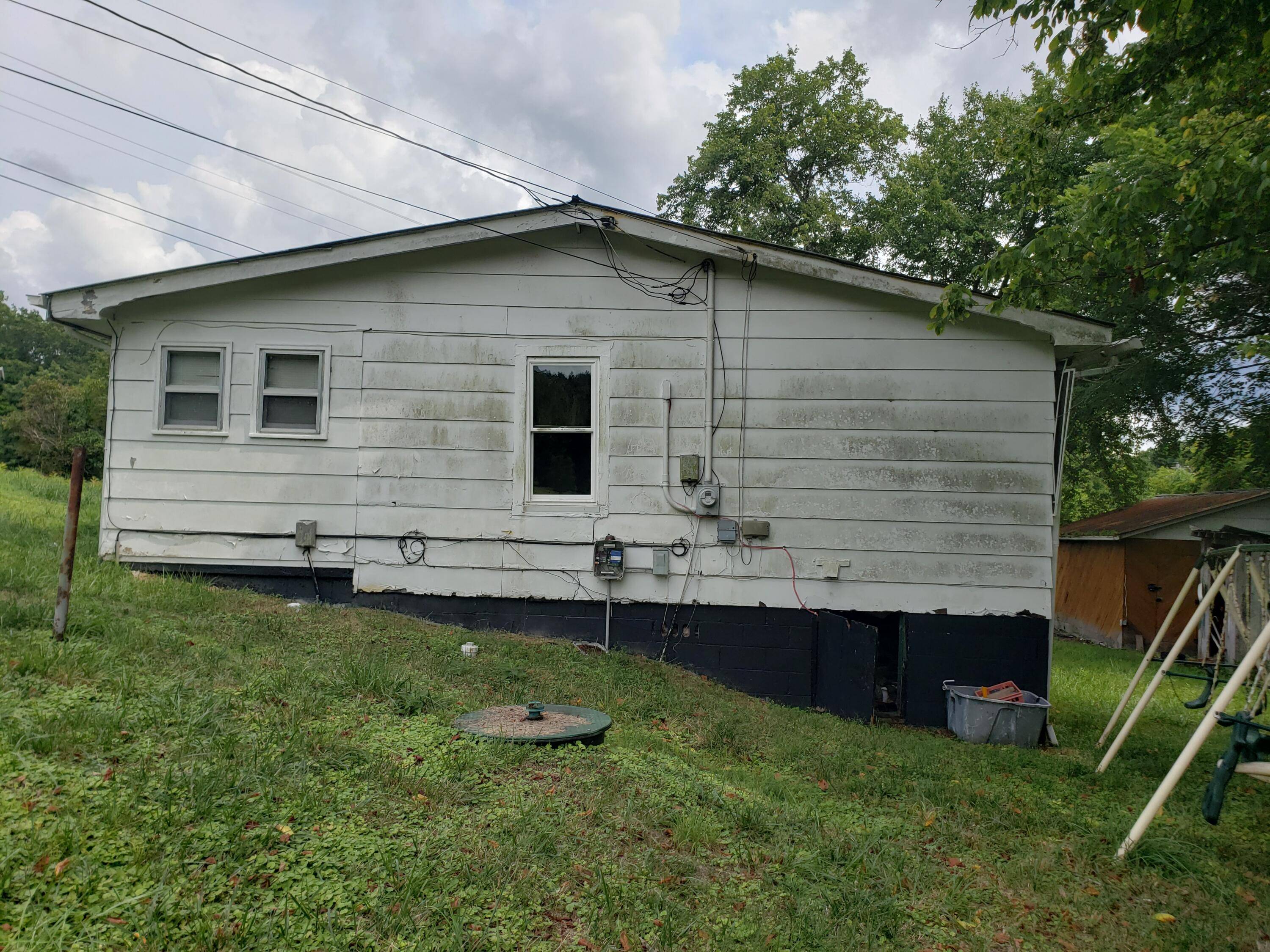 Beattyville, KY 41311,2147 OLD HWY 11