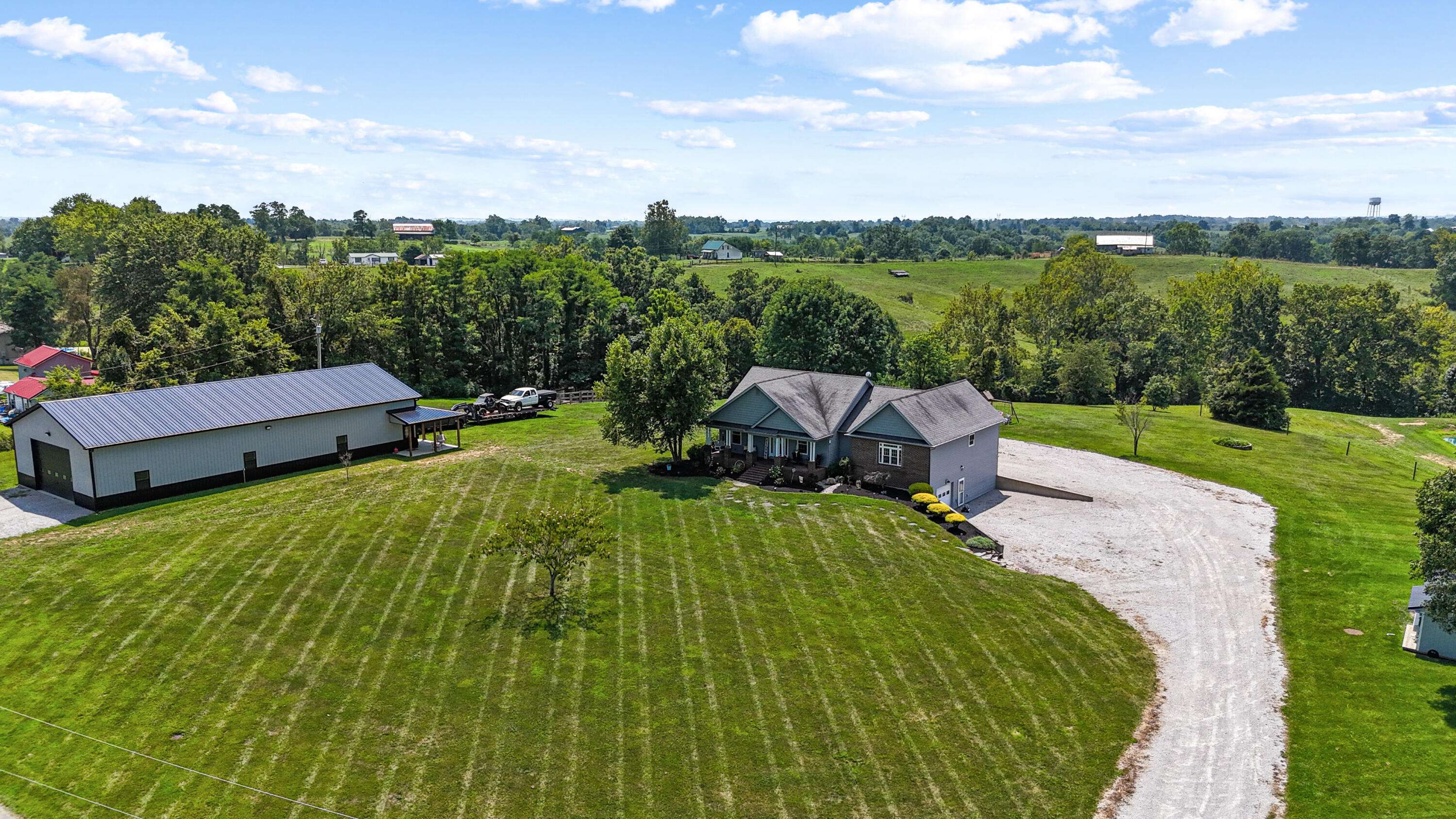 Owenton, KY 40359,255 squiresville Road