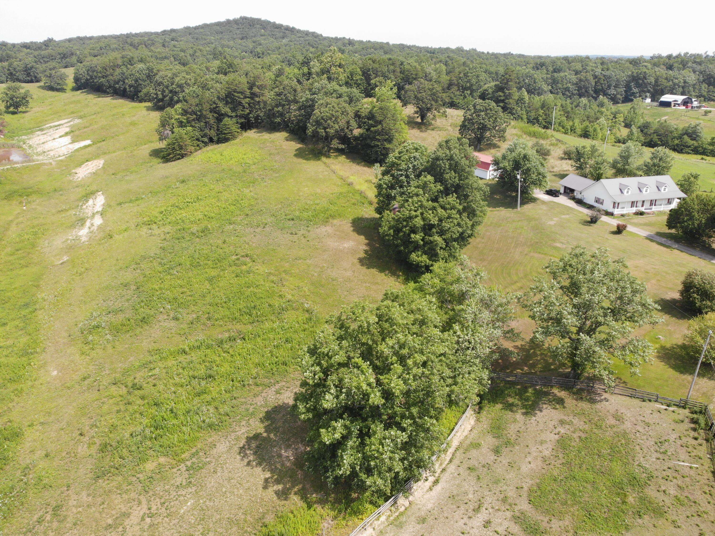 Jeffersonville, KY 40337,170 Spruce Valley Lane