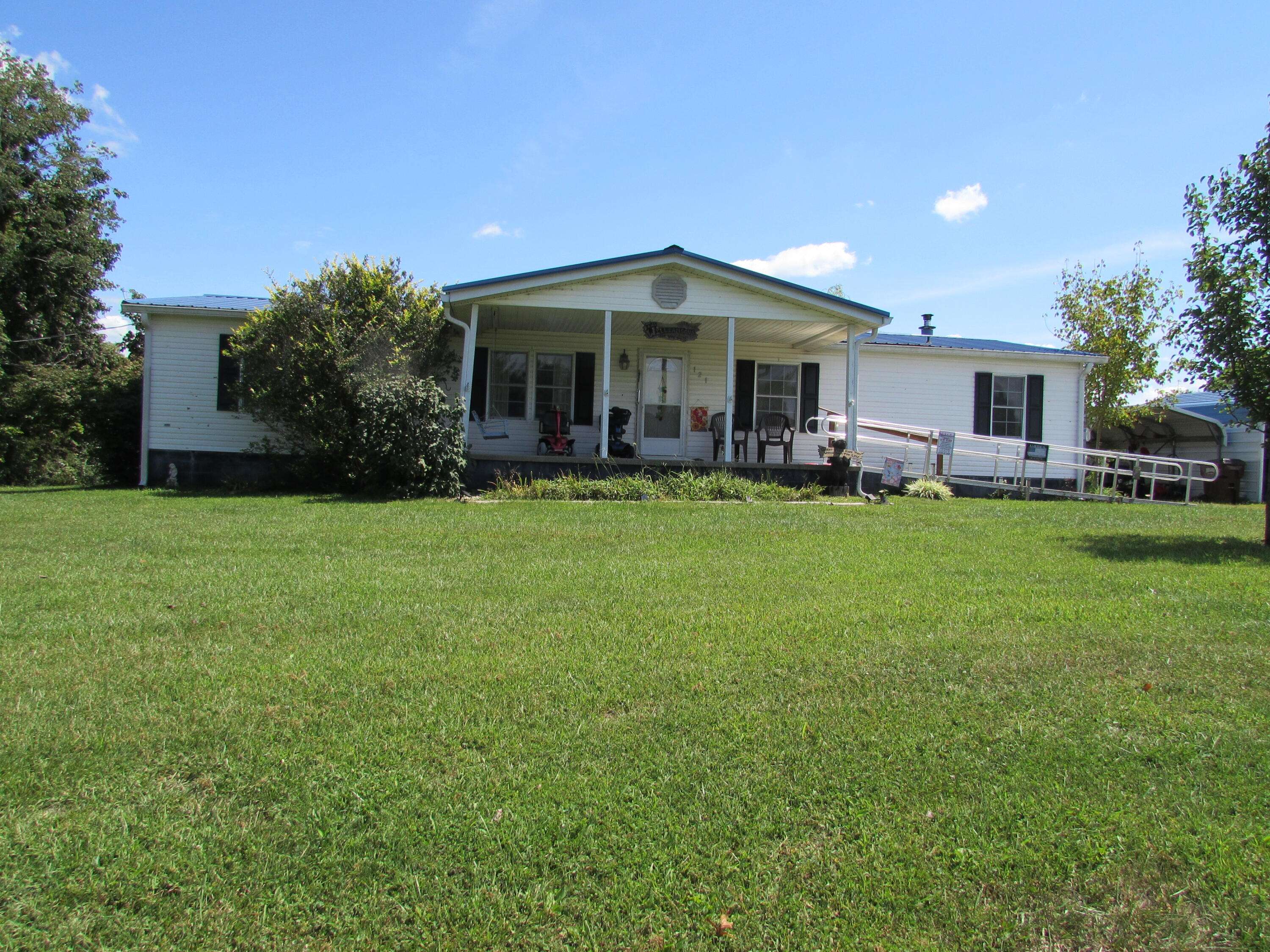 Mt Eden, KY 40046,121 Cooper Lane