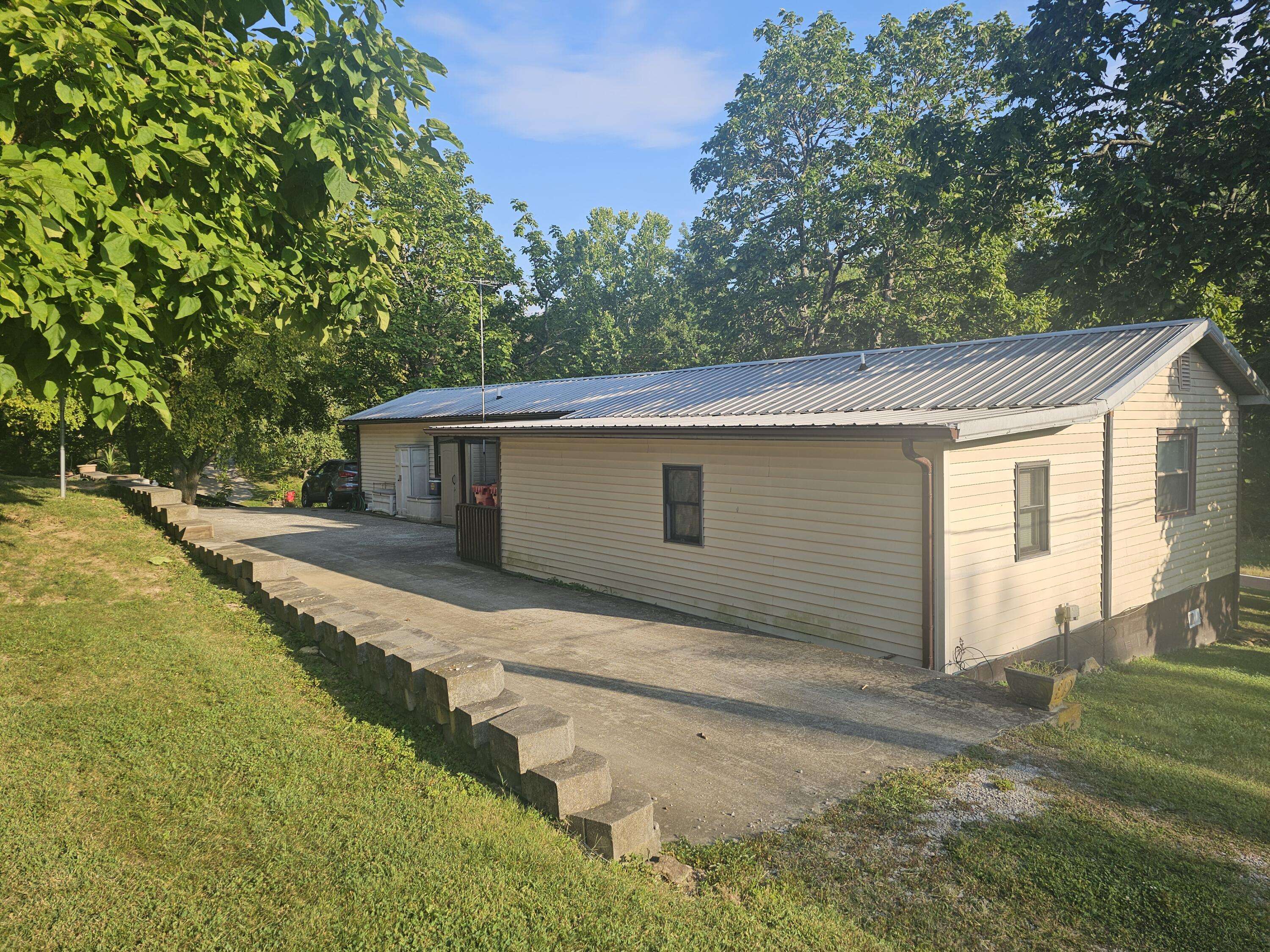 Frankfort, KY 40601,3258 St Johns Road