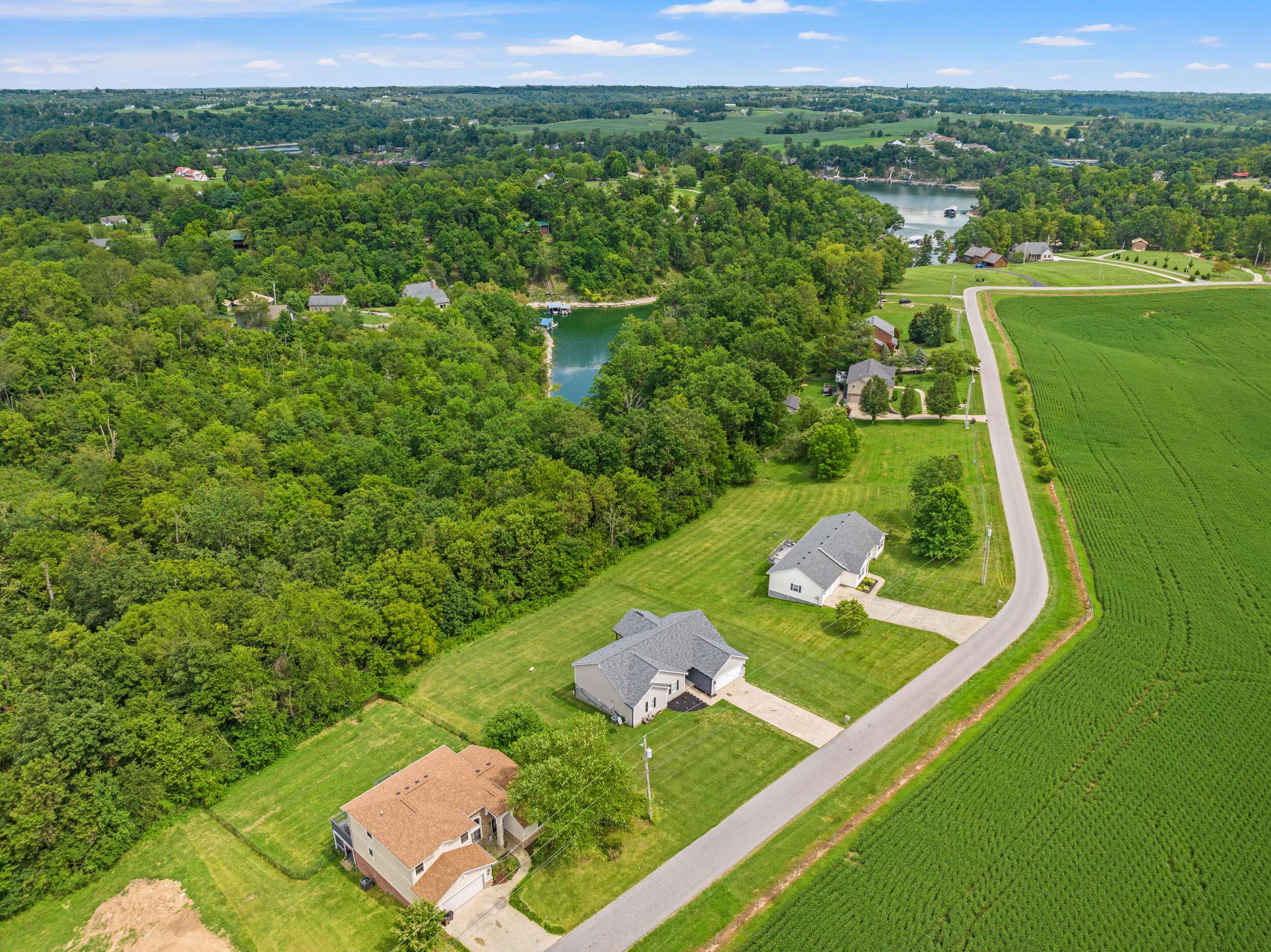 Harrodsburg, KY 40330,207 Lakeland Drive