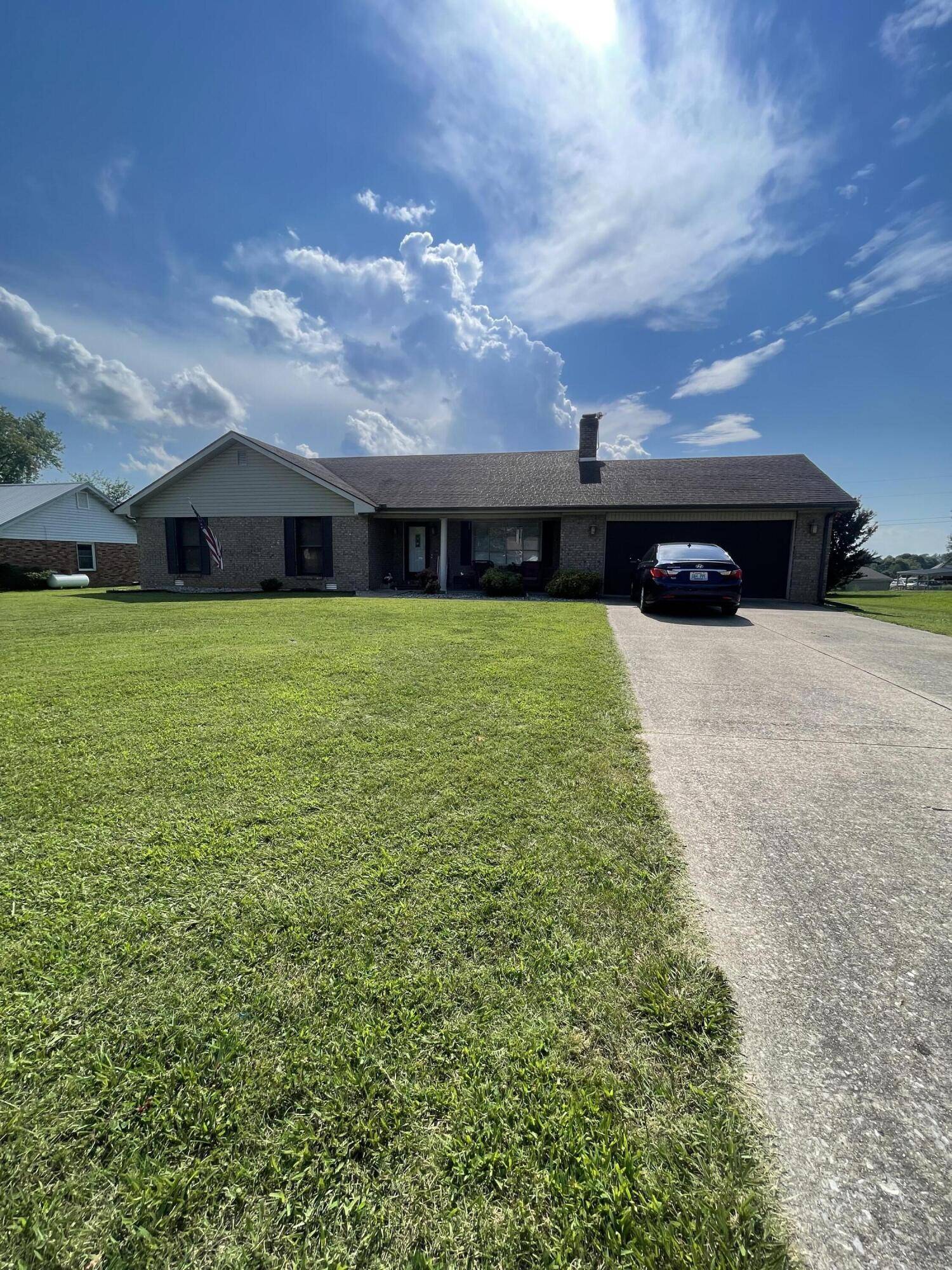 Somerset, KY 42503,1009 South Fork Drive