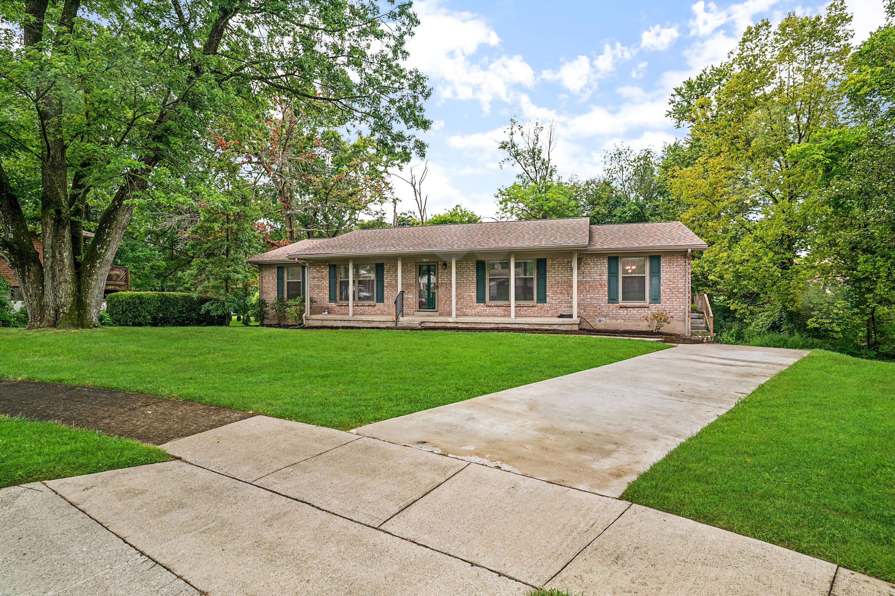 Lexington, KY 40515,3166 Dewey Drive