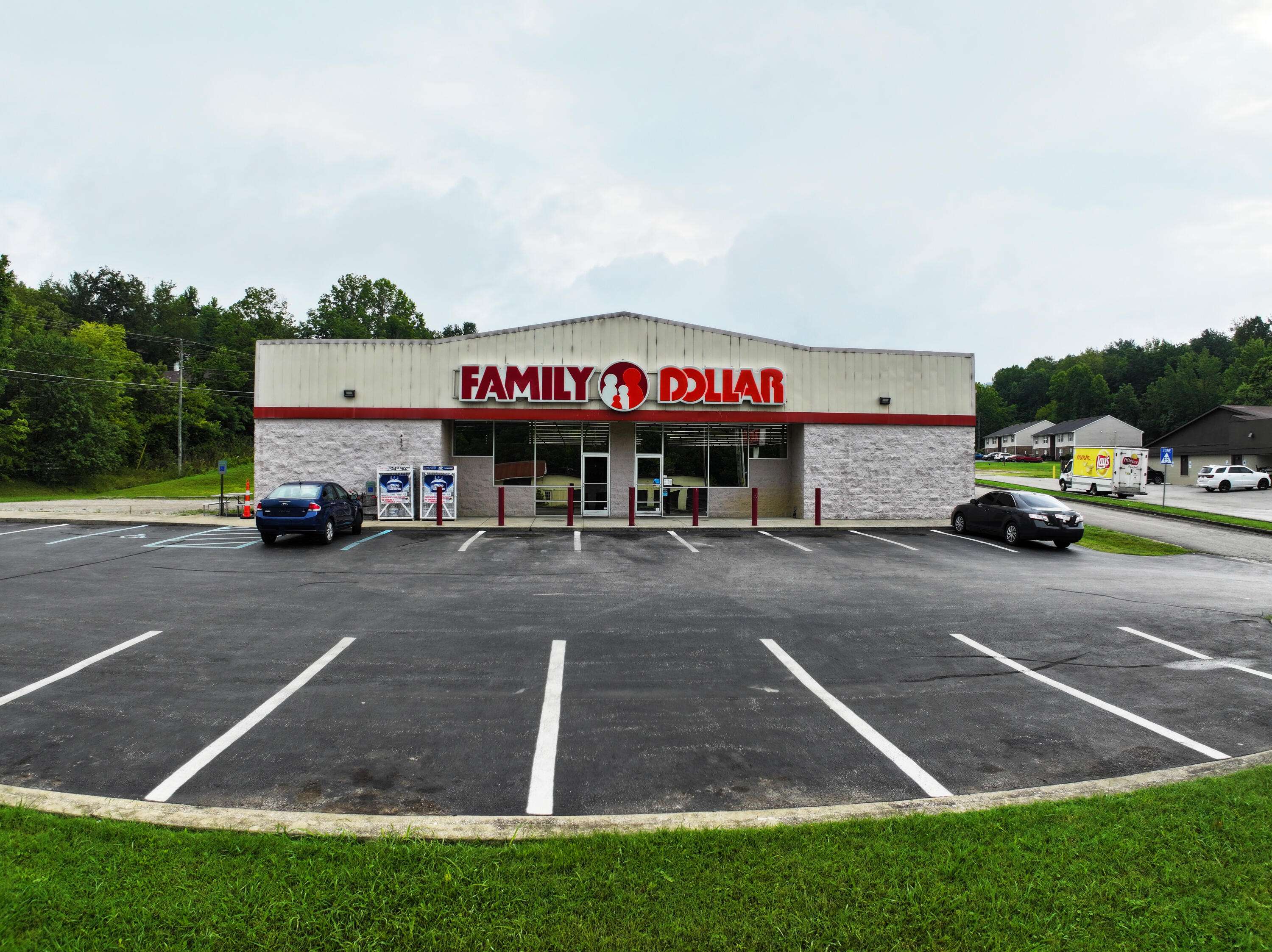 Irvine, KY 40336,1016 Winchester Road
