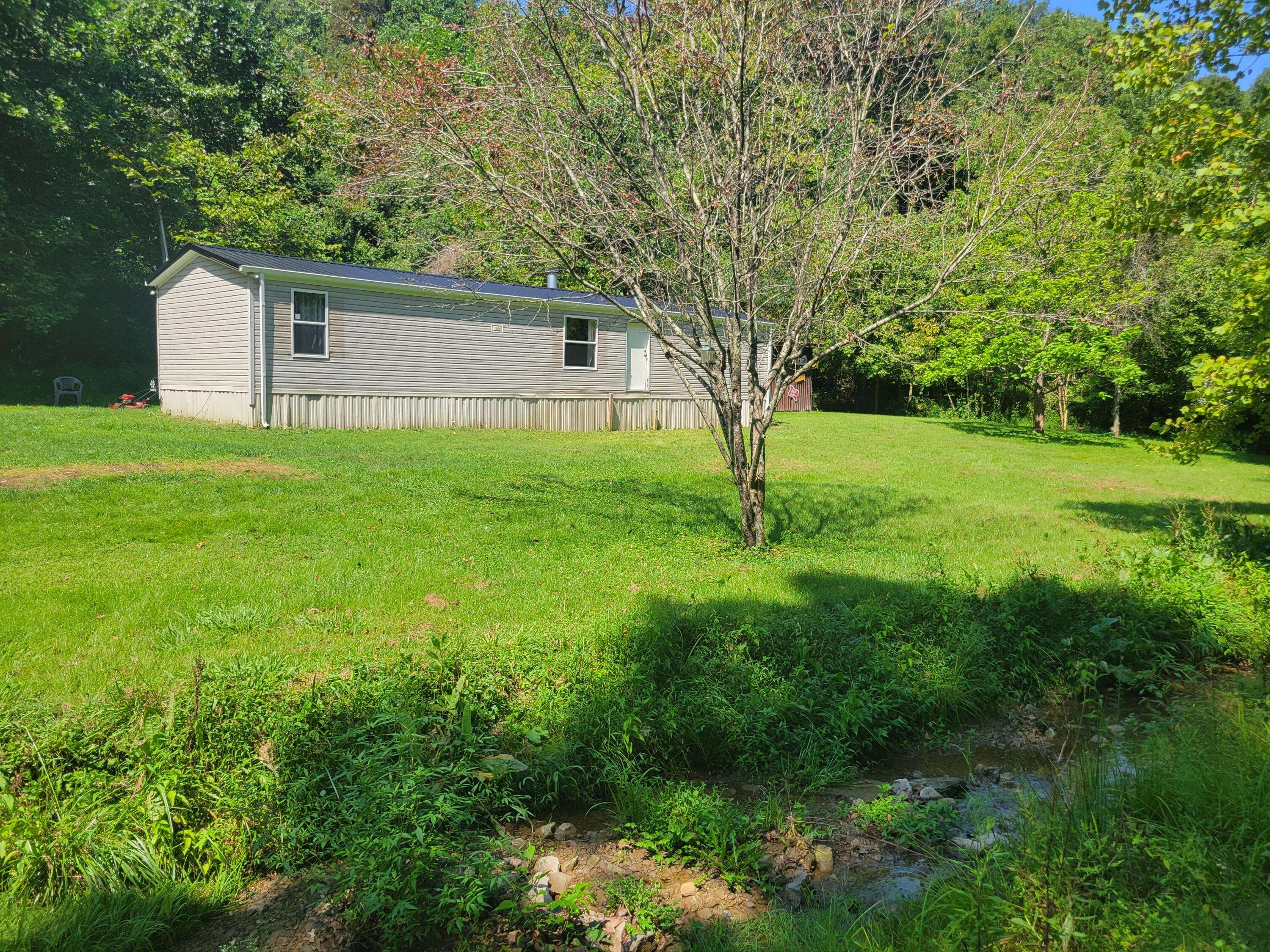 Booneville, KY 41314,150 East RIGHT FORK- SUGAR CAMP ROAD Drive