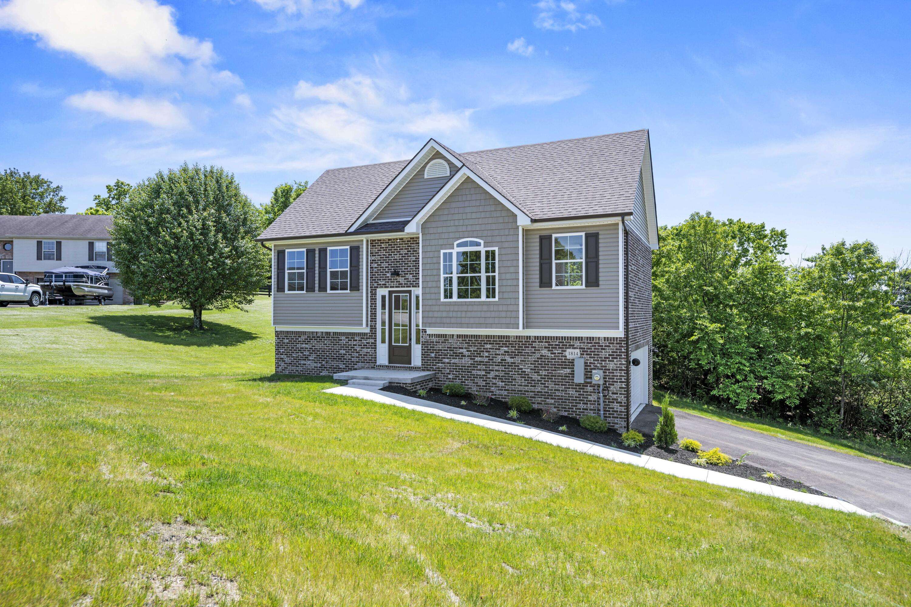 Richmond, KY 40475,1814 Adkinson Drive