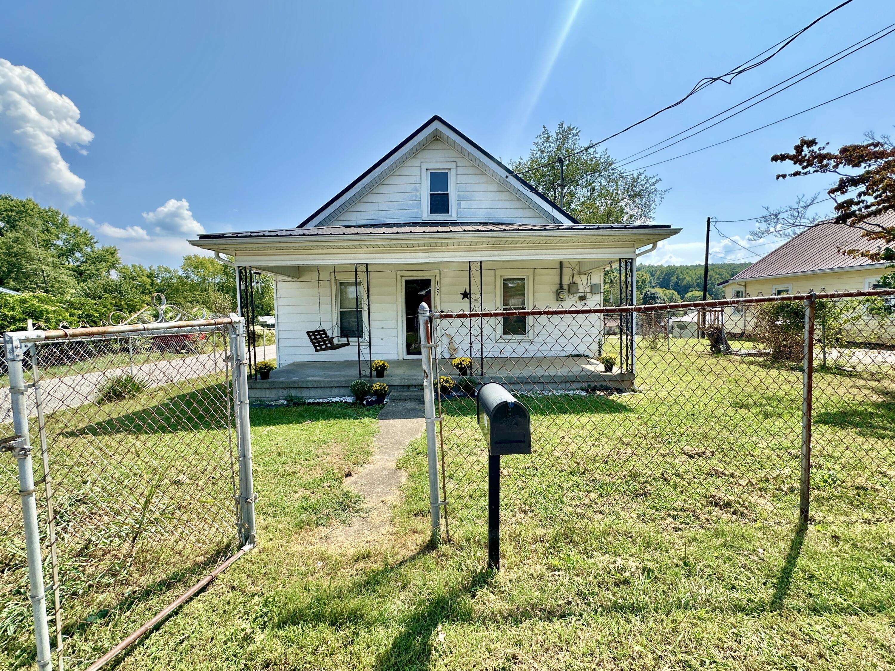 Somerset, KY 42501,107 Summitt Avenue