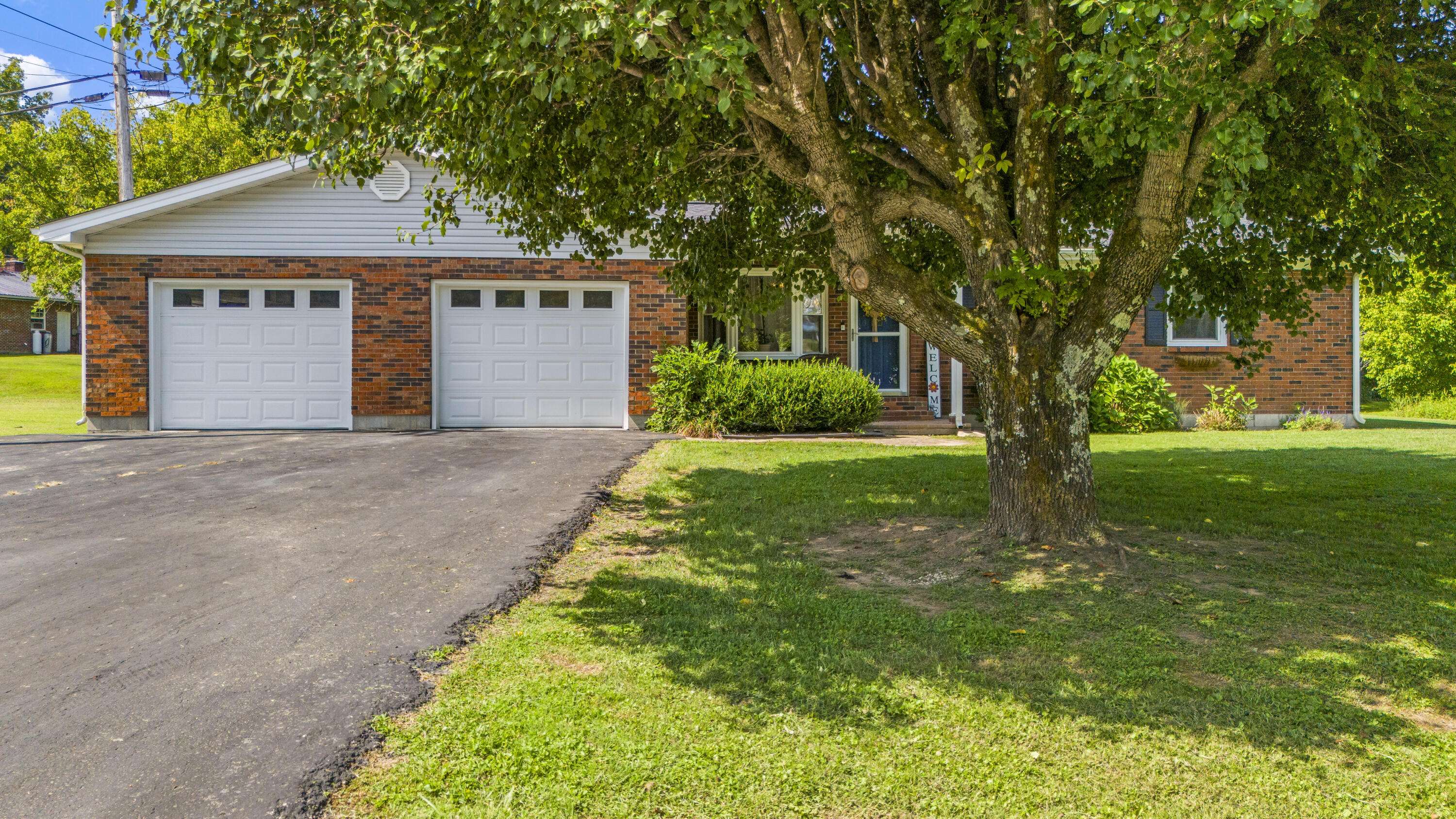 Campton, KY 41301,138 sandy ridge