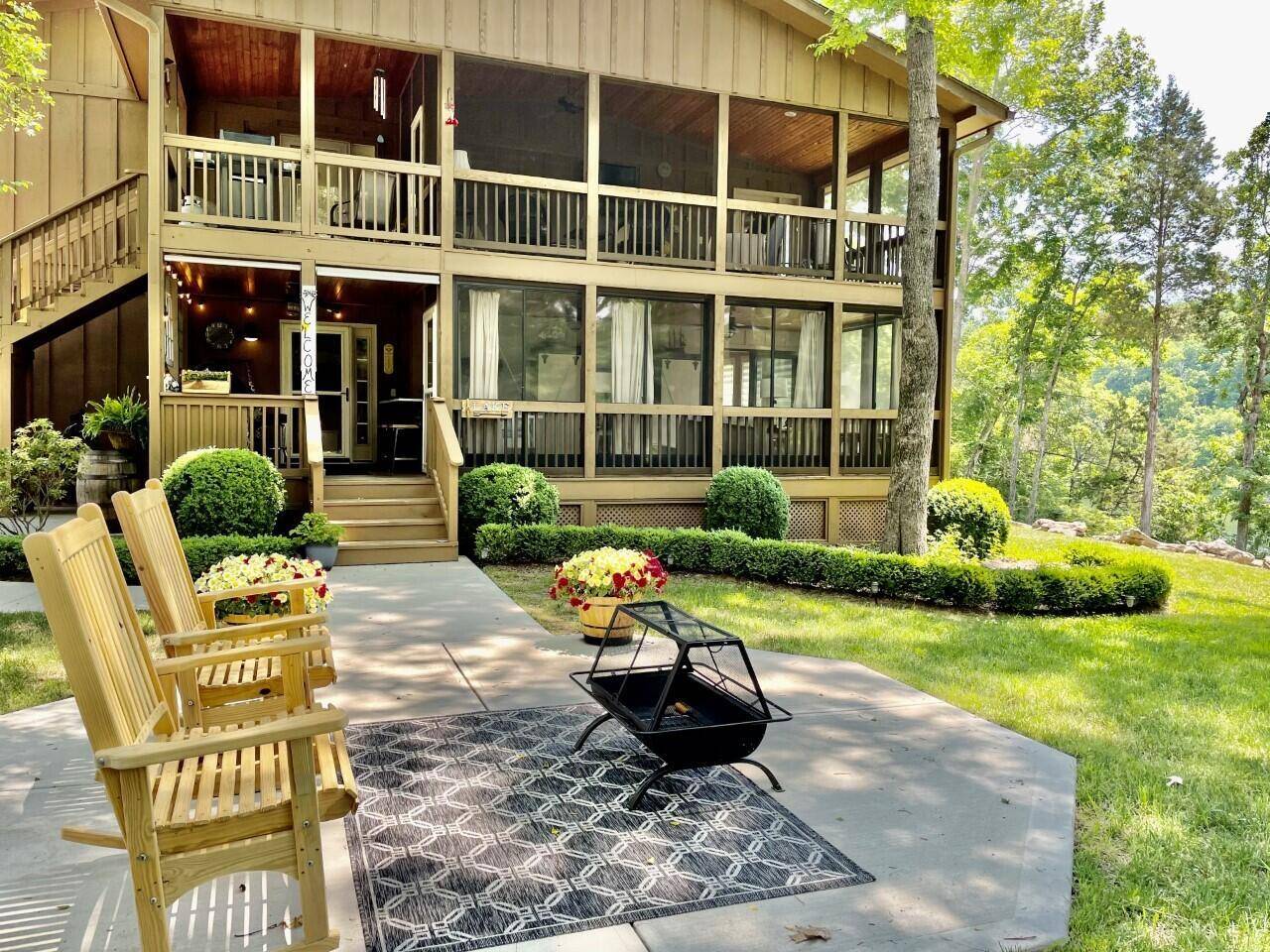 Bronston, KY 42518,91-4 Woodson Bend Resort