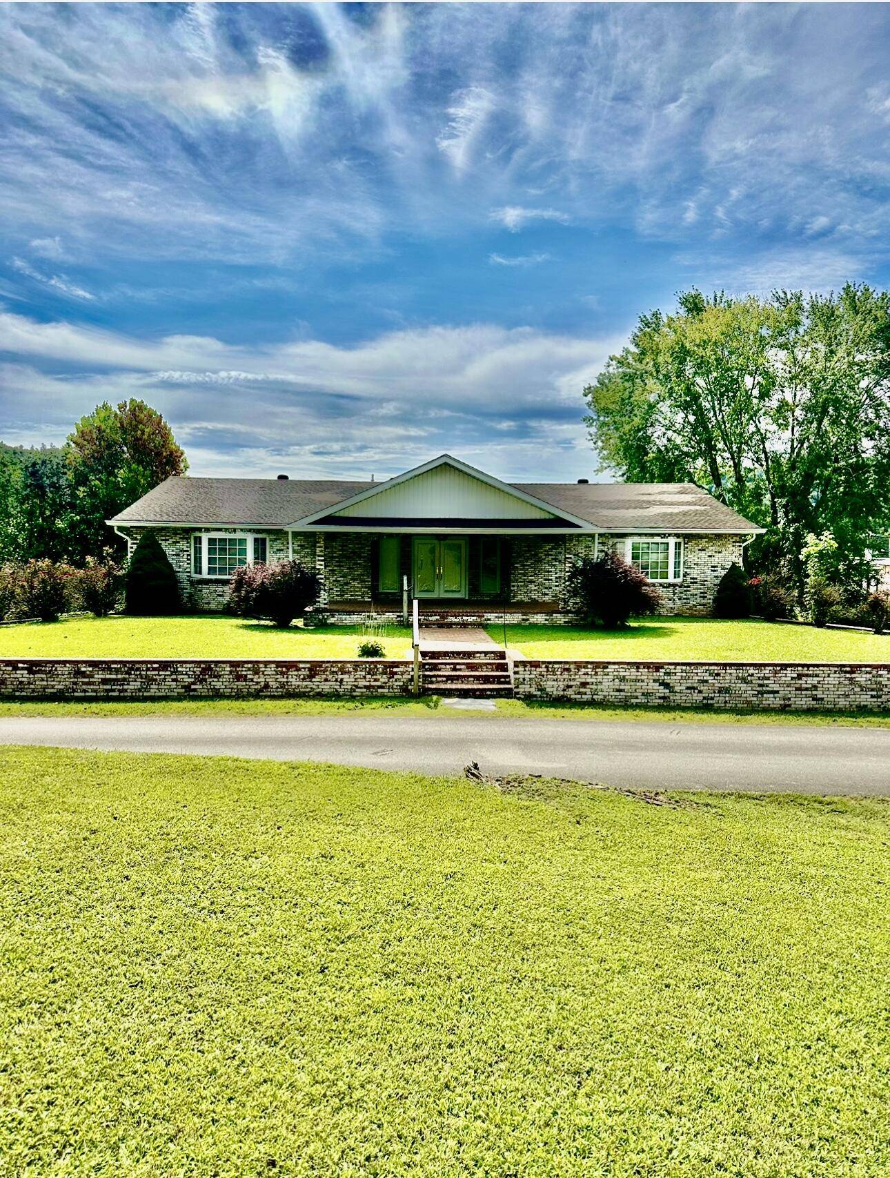 Jackson, KY 41339,36 Blake Drive