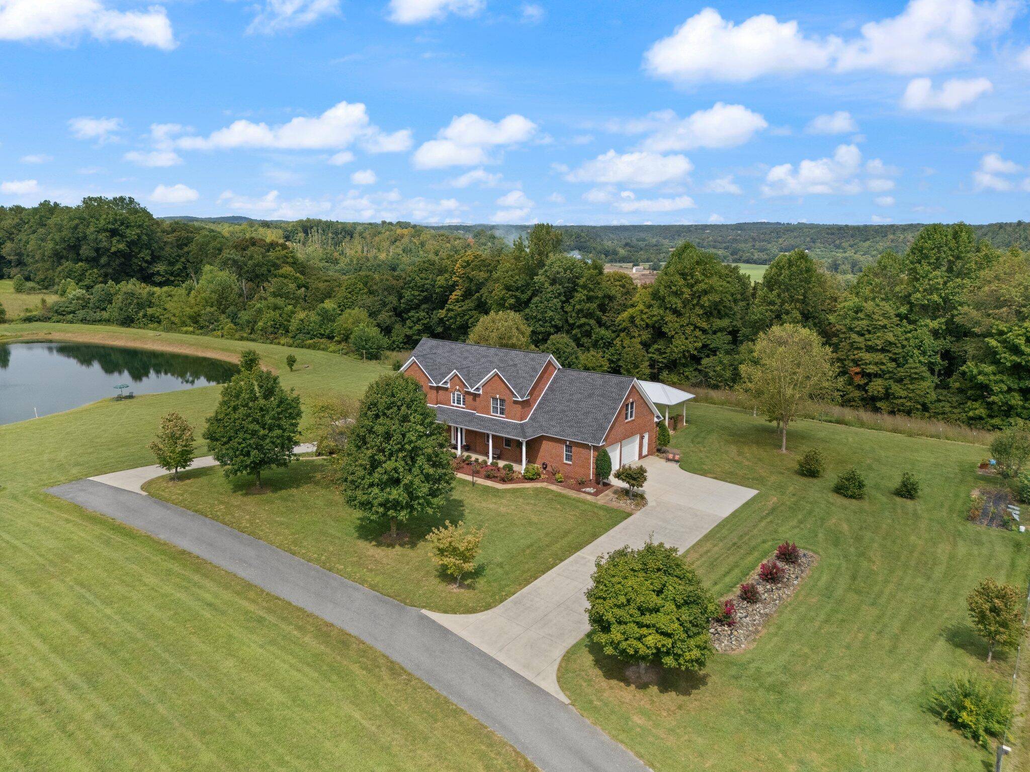 Somerset, KY 42503,1270 Nubbin Ridge Road