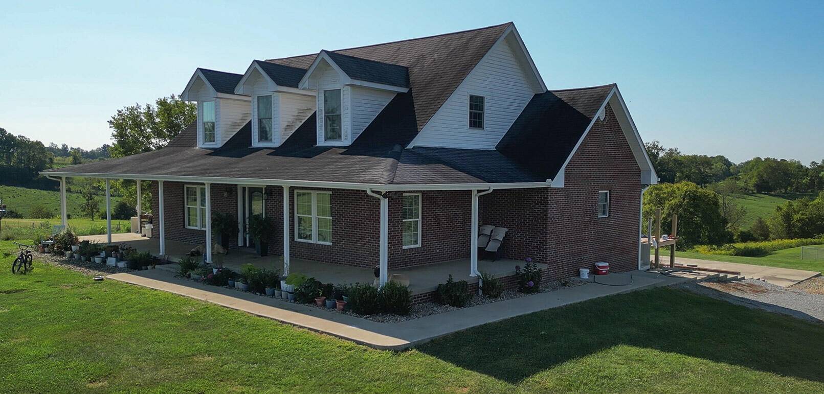 Mt Sterling, KY 40353,2230 Kiddville Road