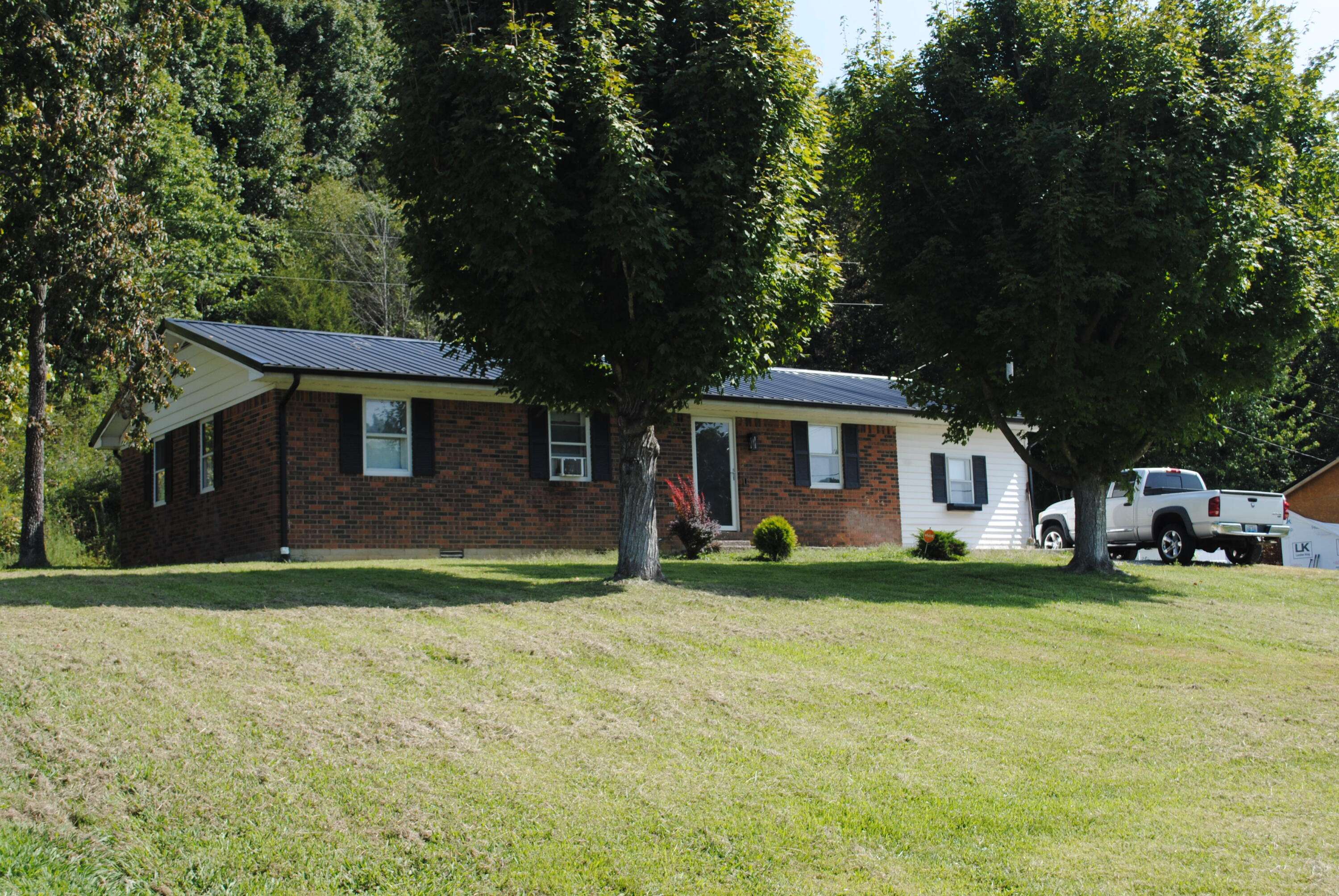 Brodhead, KY 40409,1034 Kentucky 3245