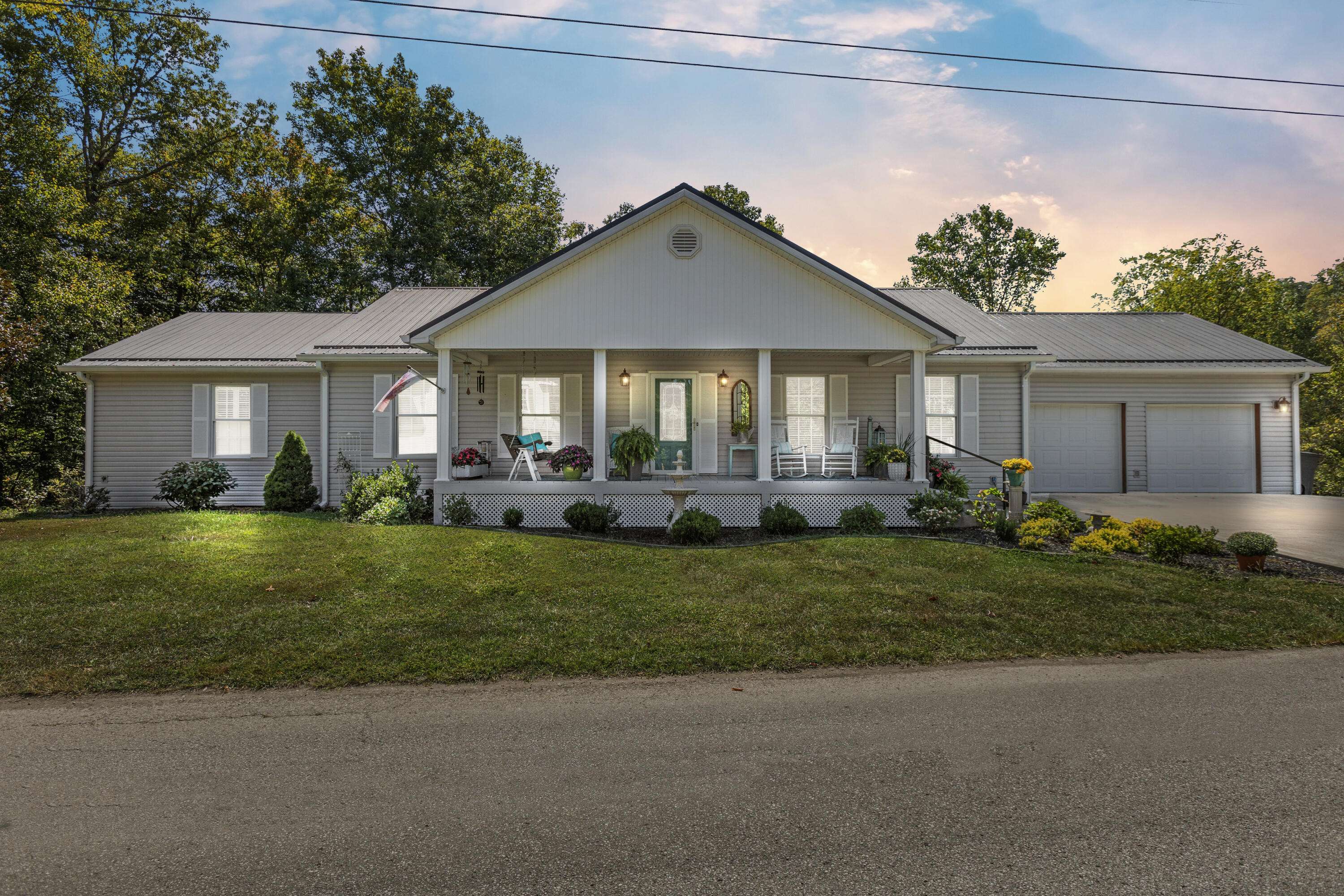 Jackson, KY 41339,293 Oakwood Drive
