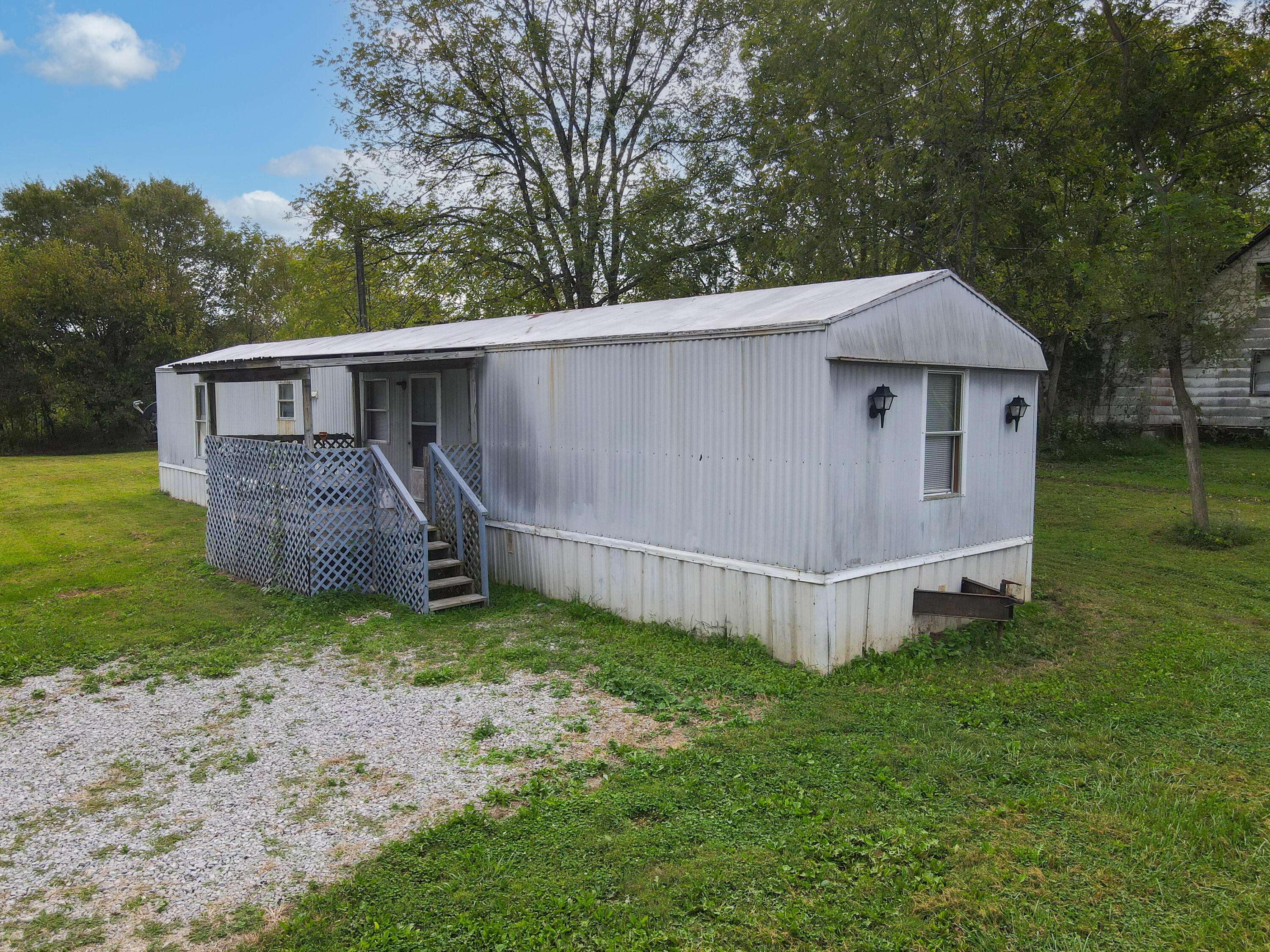 Eubank, KY 42567,1085 Etna Road