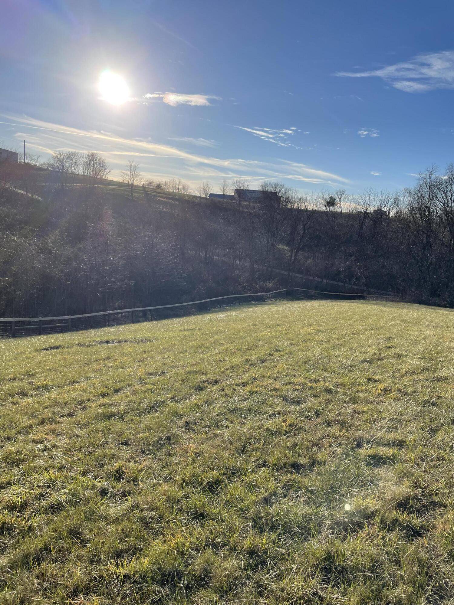 Winchester, KY 40391,6725 Wades Mill Road