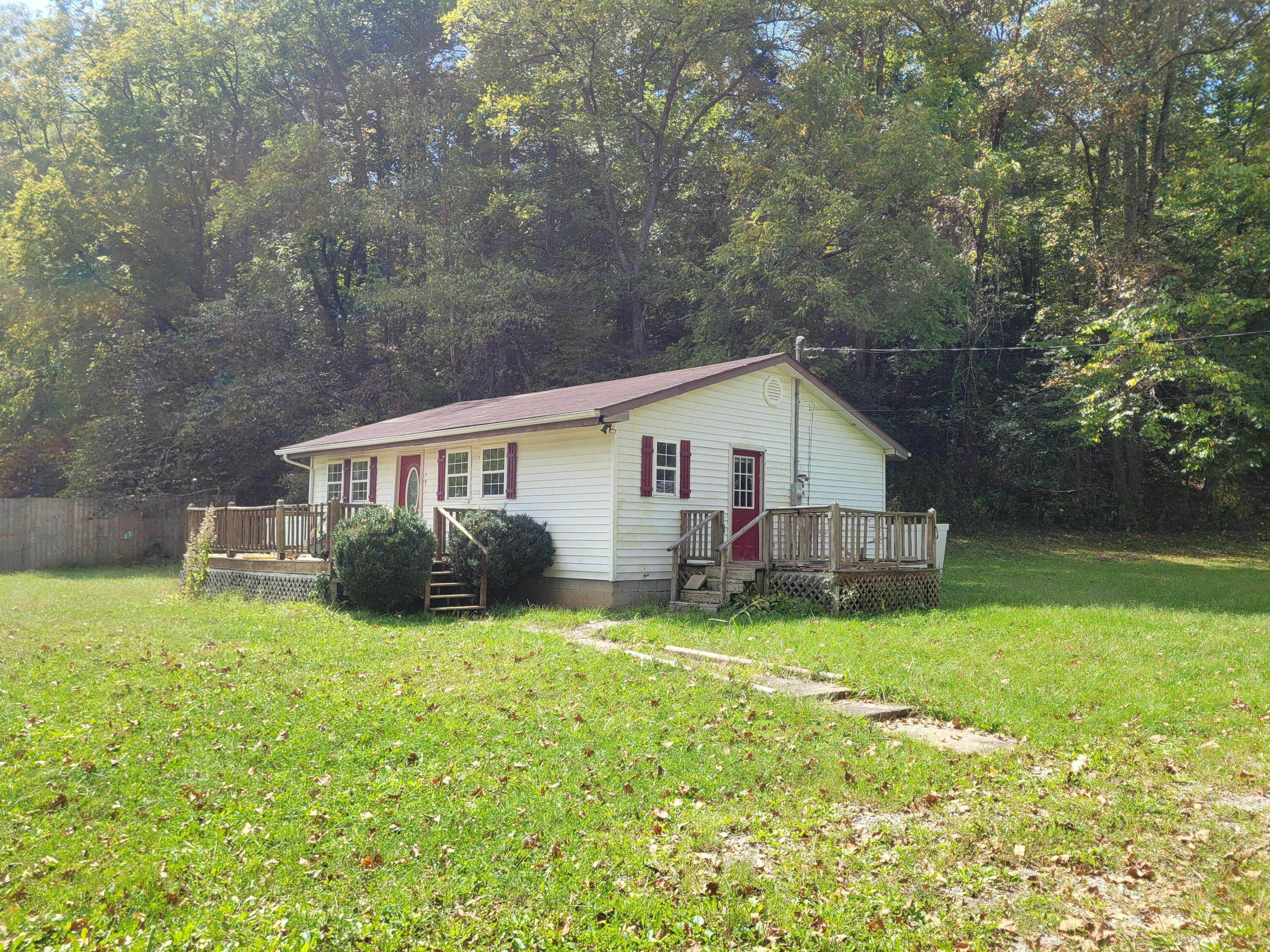 Annville, KY 40402,45 Boss Vaughn Road Road