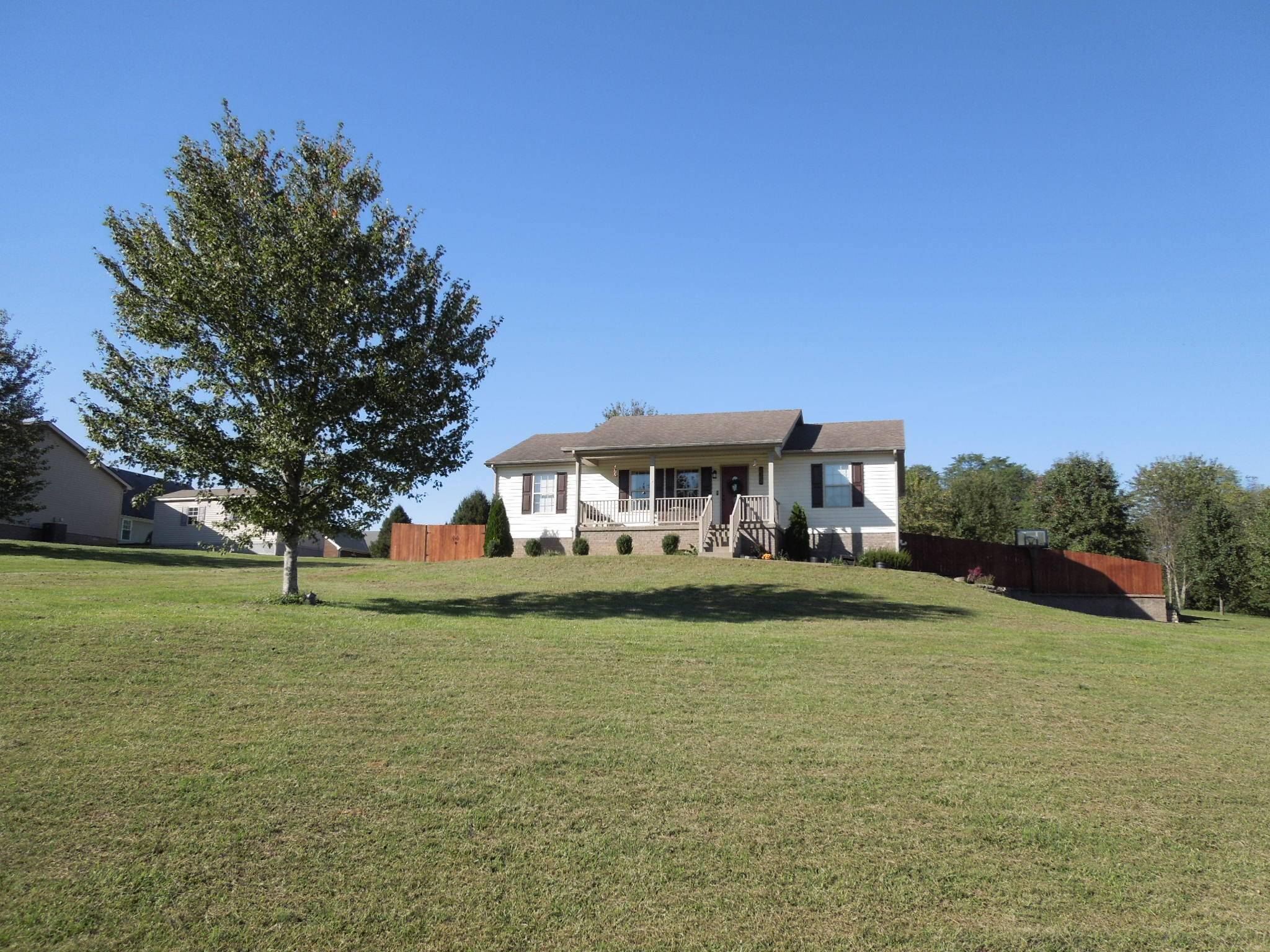 Hustonville, KY 40437,222 Elm Loop