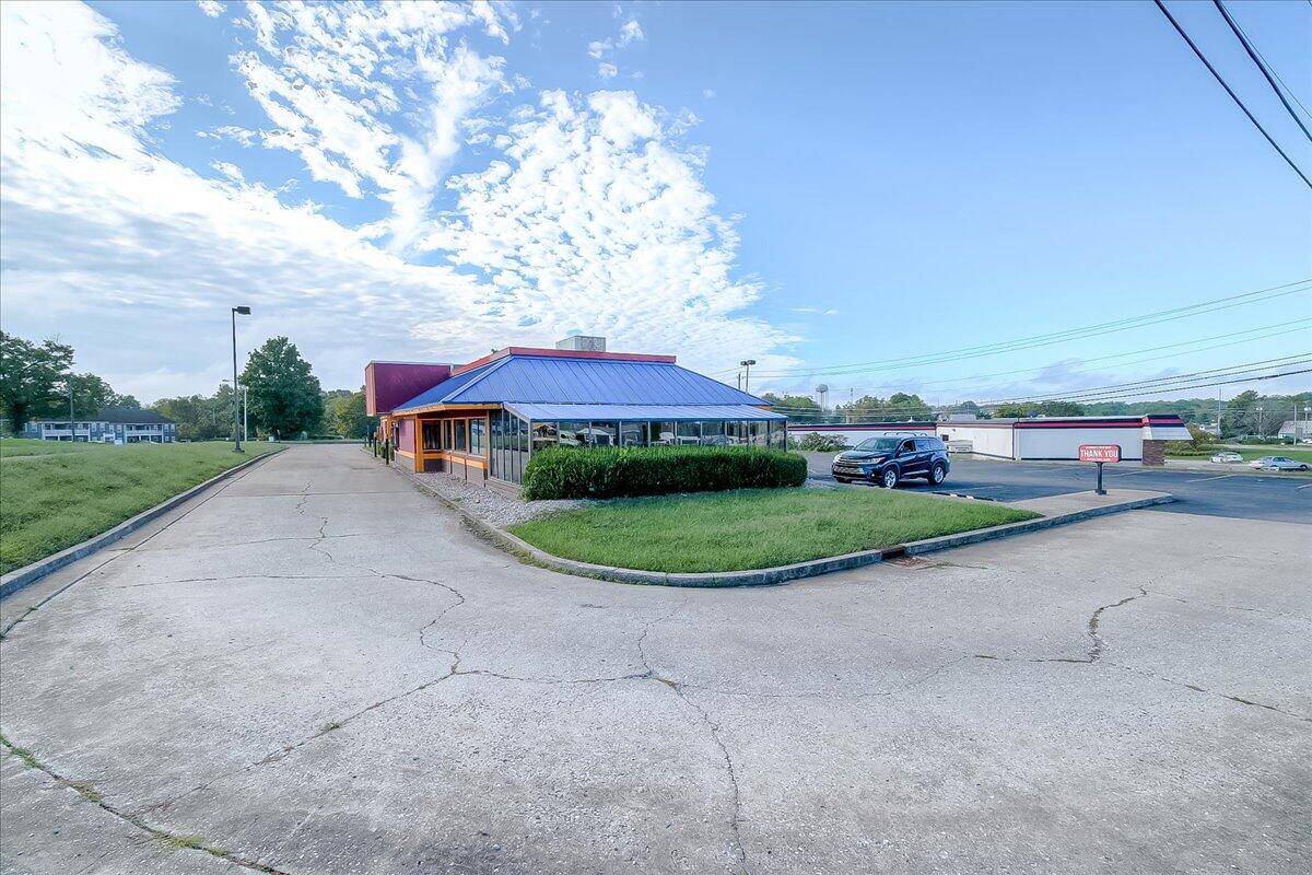 Frankfort, KY 40601,7 Carson Place