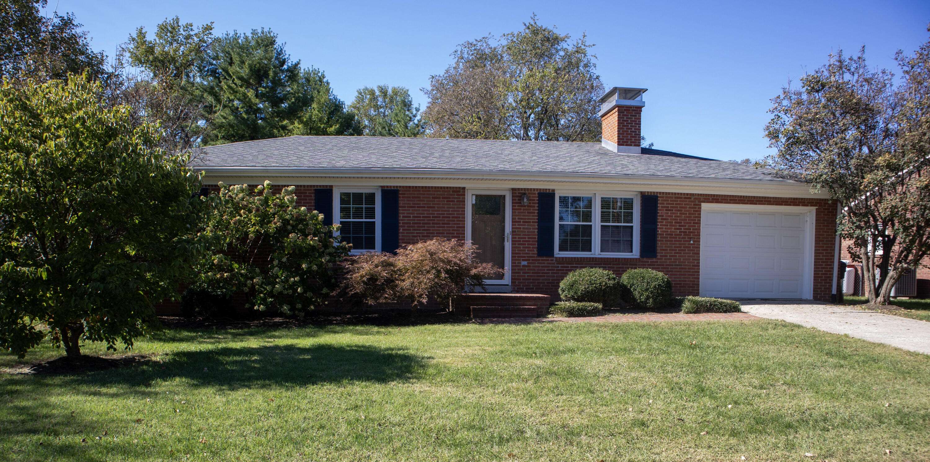 Lexington, KY 40503,2933 Neal Drive