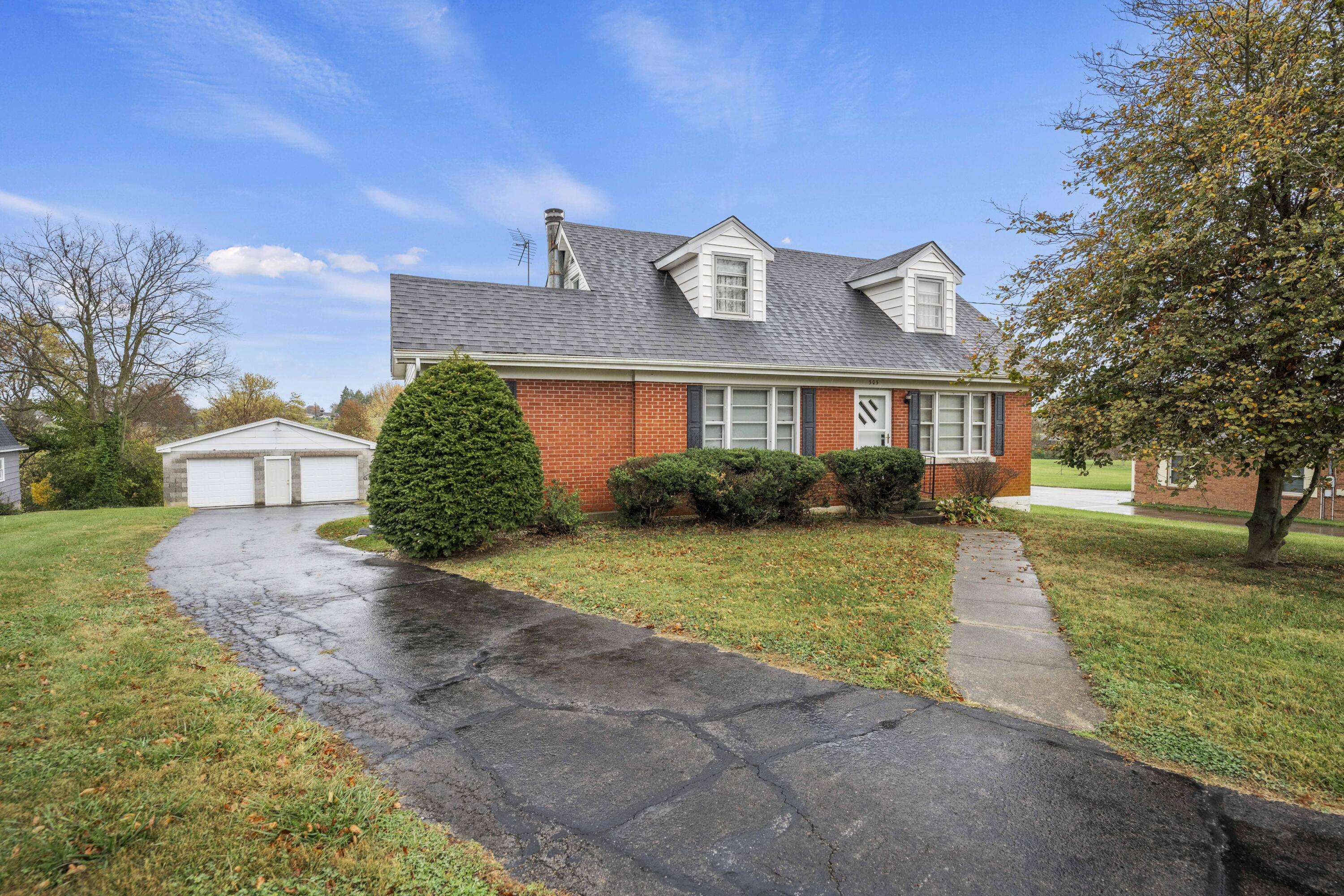 Lancaster, KY 40444,305 Crab Orchard Street