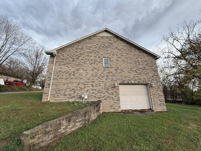 Corbin, KY 40701,917 South KY 1629