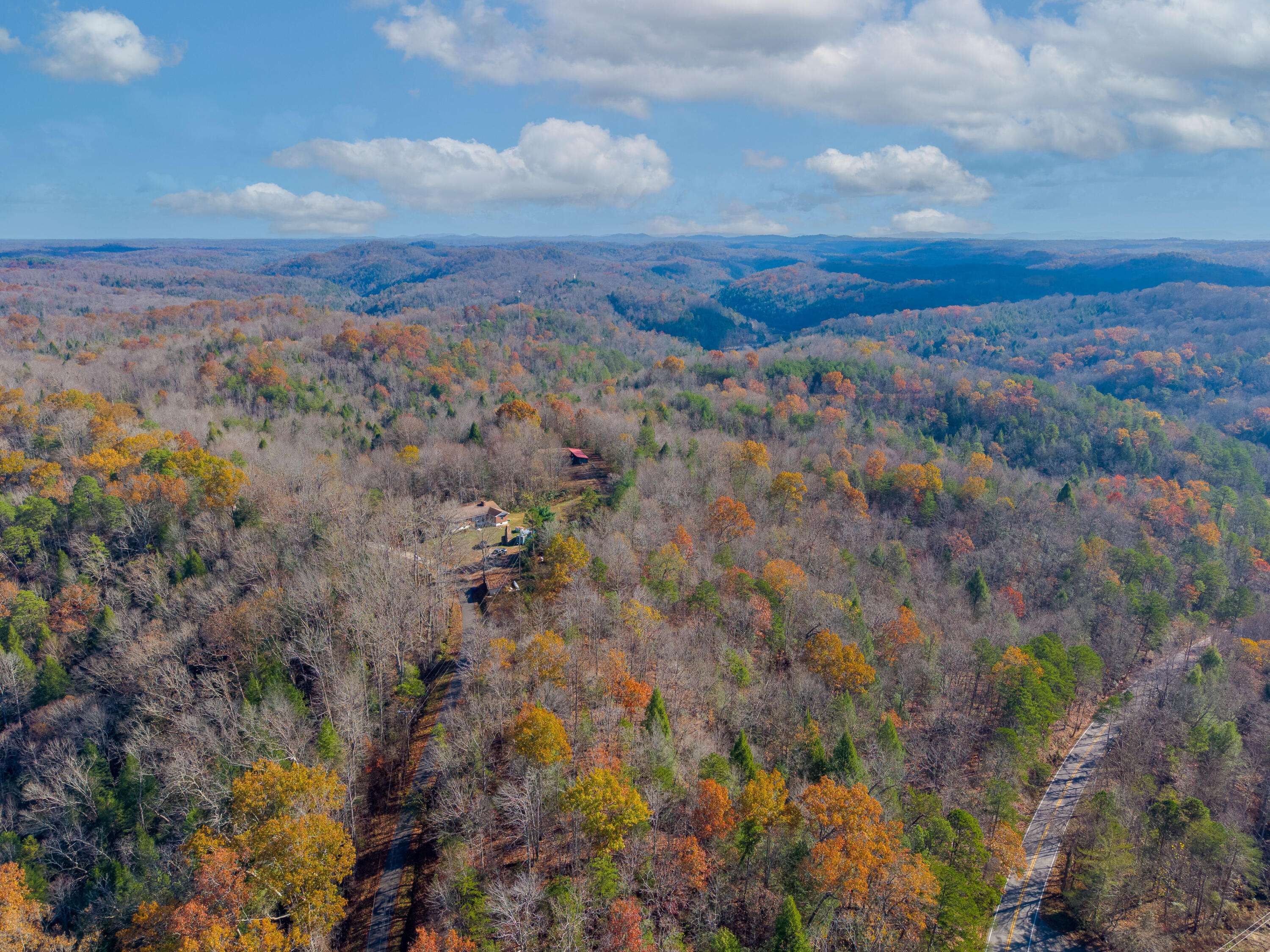 Parkers Lake, KY 42634,1111 Cumberland Falls Road