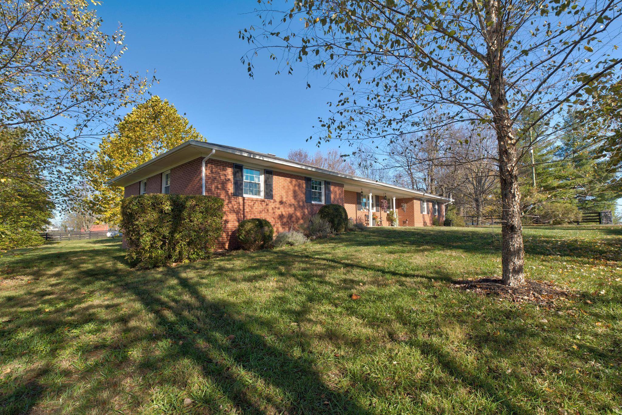 Paris, KY 40361,1249 Millersburg Road