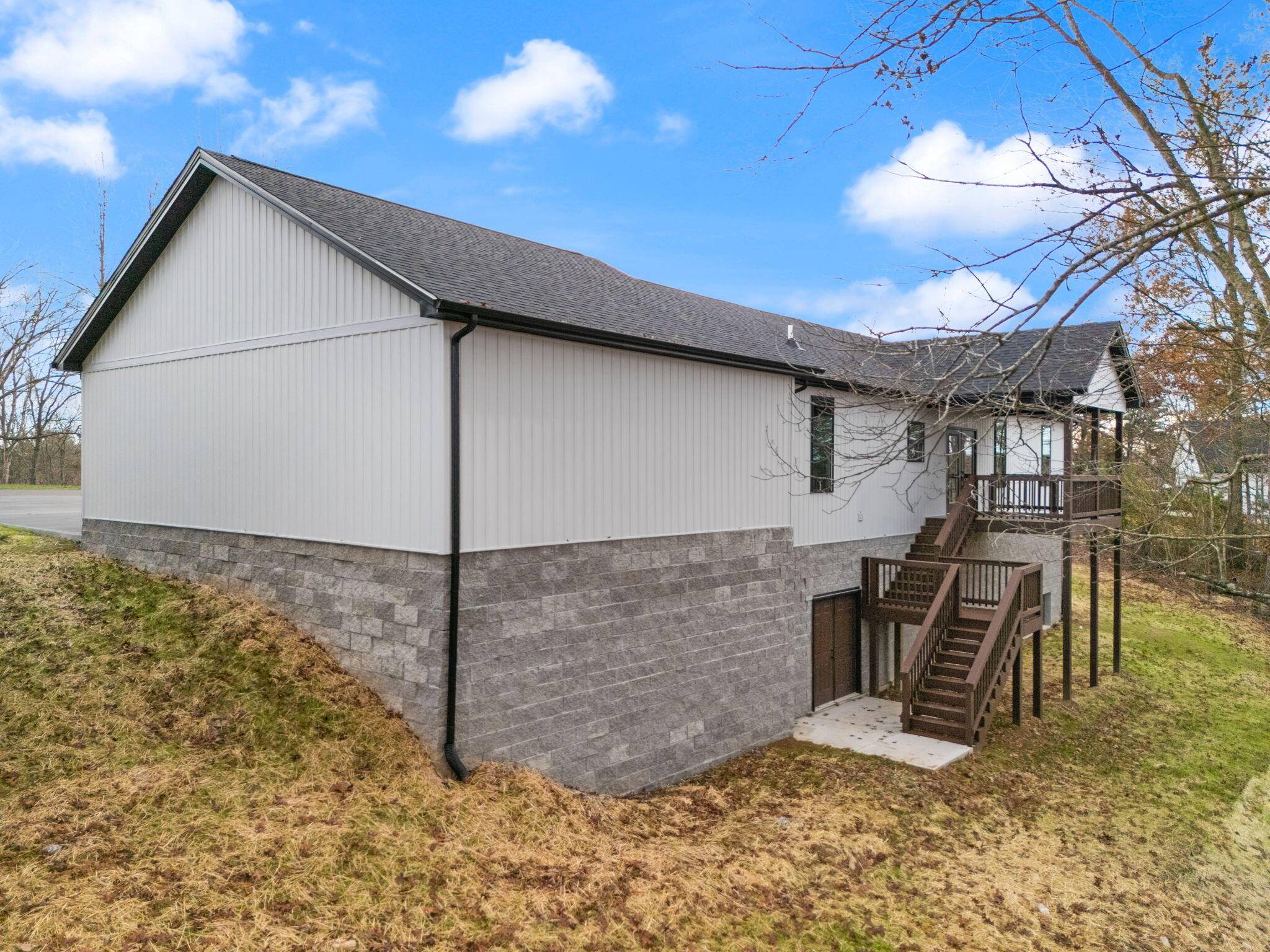 East Bernstadt, KY 40729,576 Norwood Drive