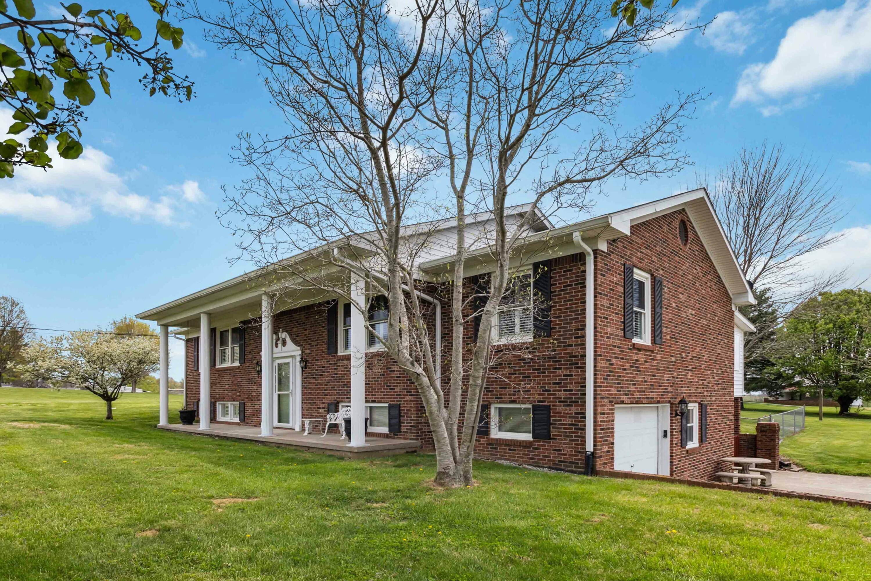 Lancaster, KY 40444,1141 Danville Road