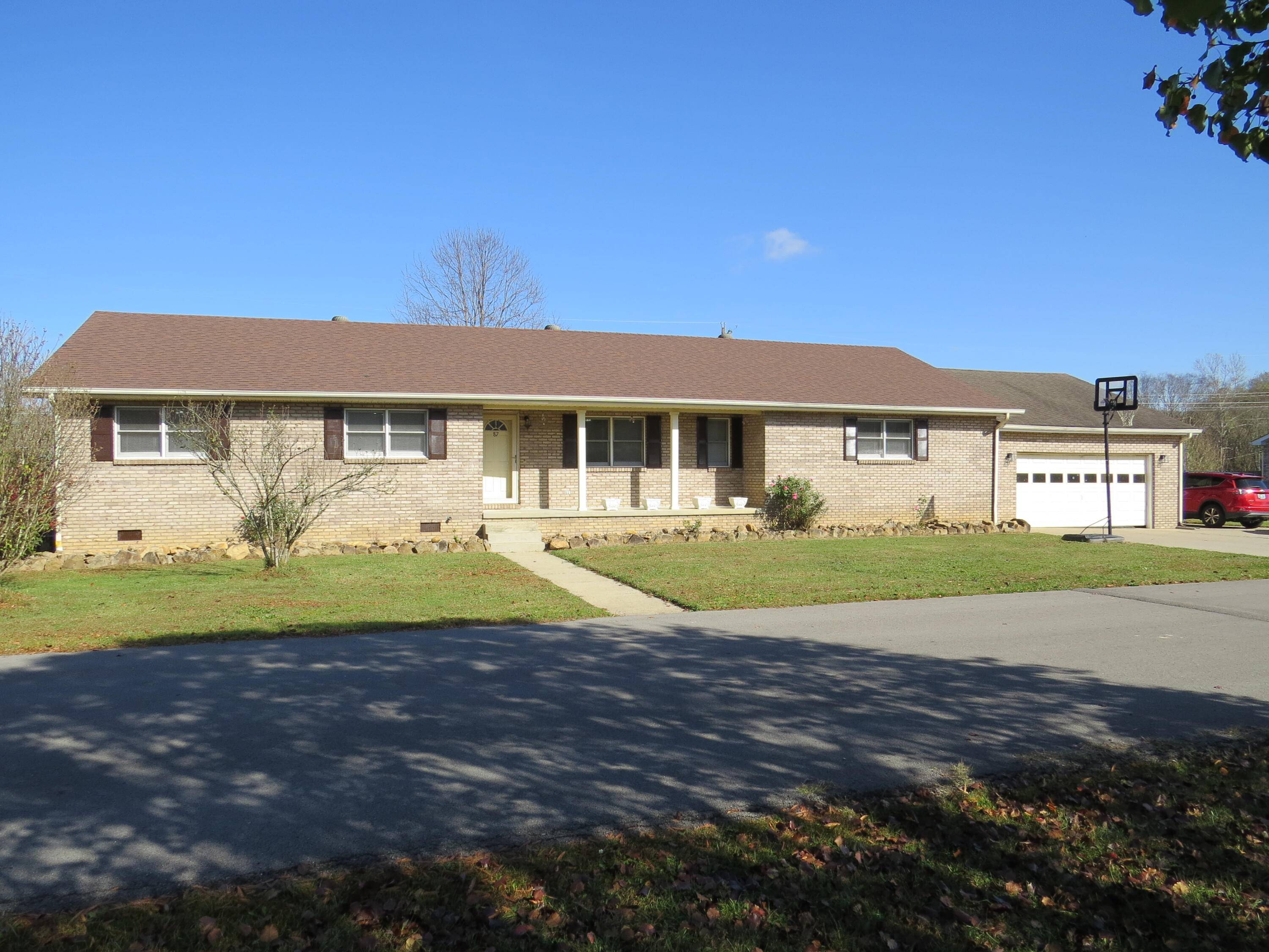 Barbourville, KY 40906,87 Spruce Tree Street