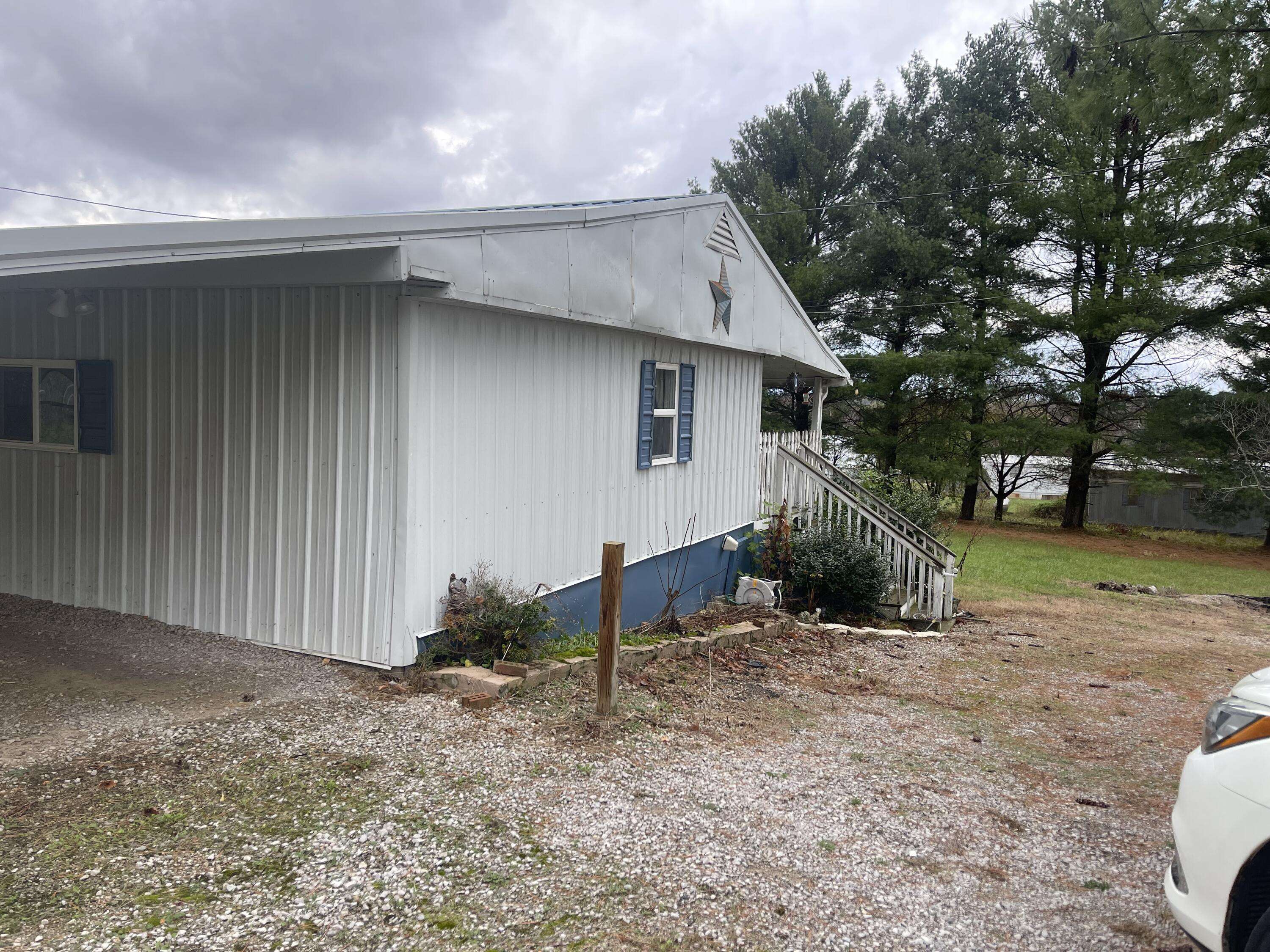 Bronston, KY 42518,549 Cumberland Drive