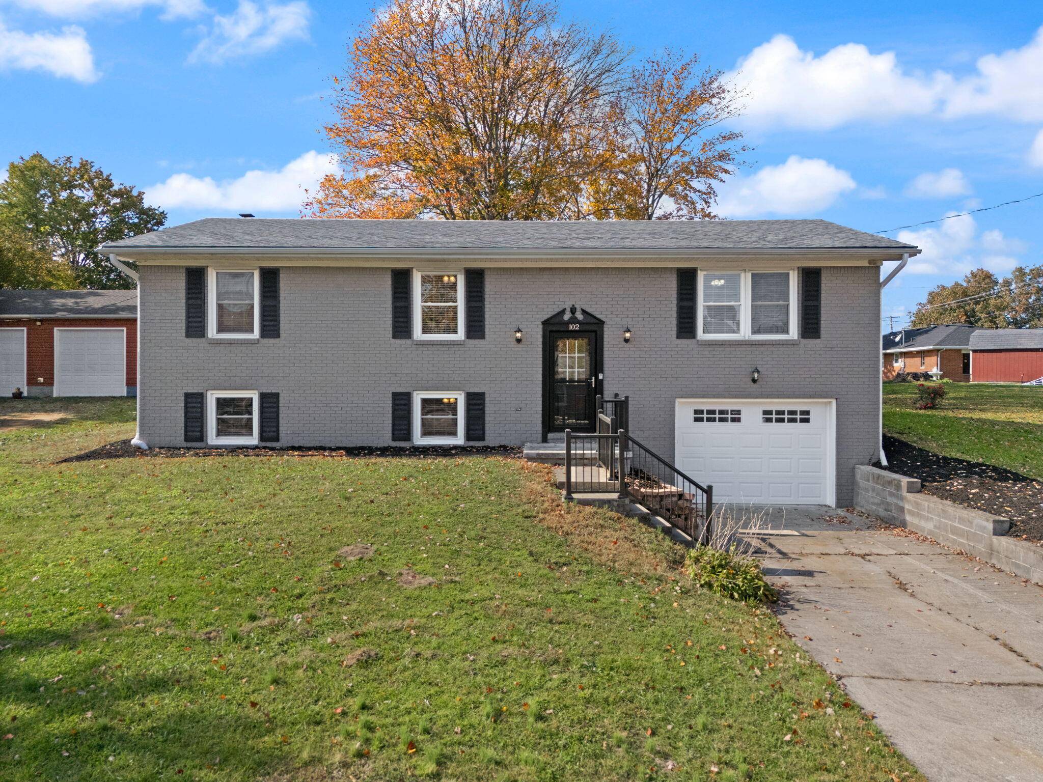 Berea, KY 40403,102 Hillcrest Drive