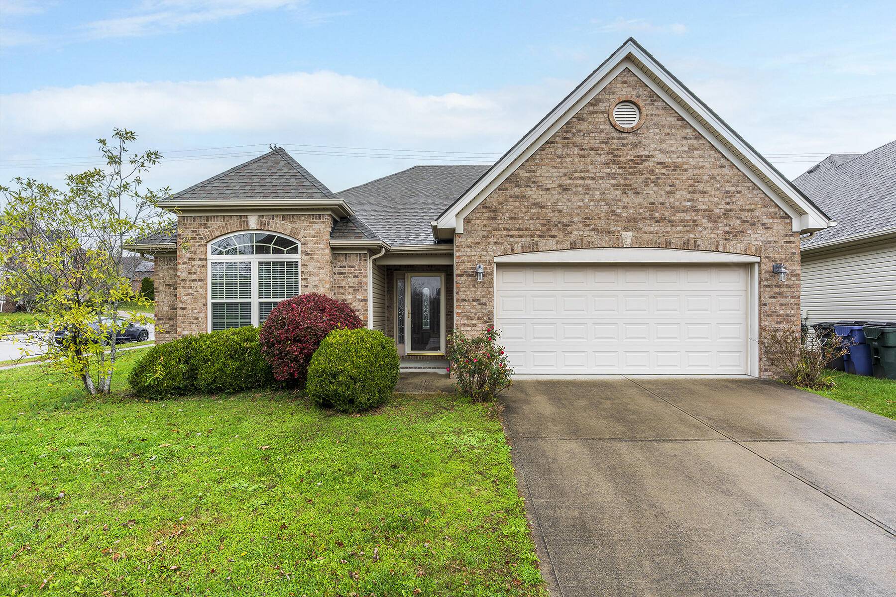 Lexington, KY 40515,4319 Ridgewater Drive